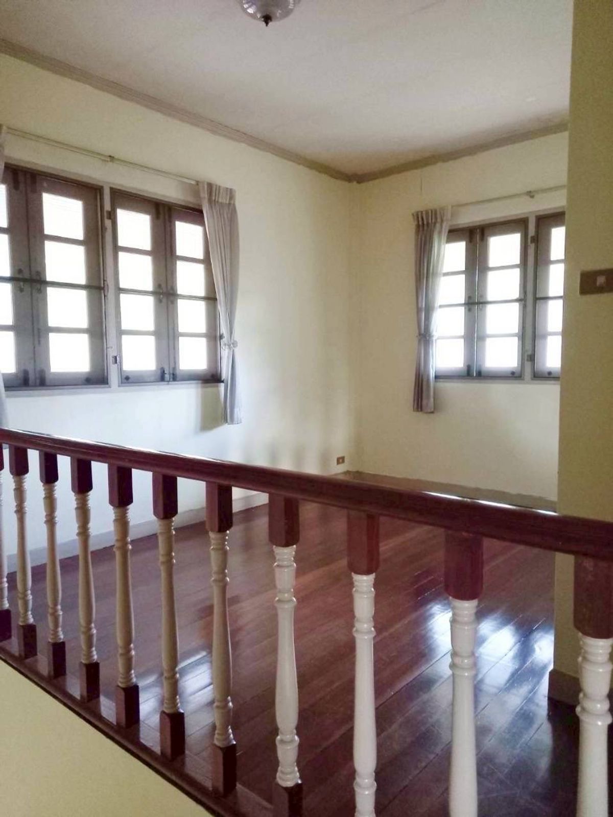 For SaleHouseBang Sue, Wong Sawang, Tao Pun : Classic house In the heart of Nonthaburi, beautiful garden