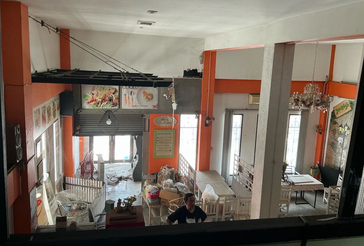 ขายอาคารพาณิชย์แจ้งวัฒนะ เมืองทอง : ขายอาคารพาณิชย์ 2 คูหา ทำเลดี ถนนแจ้งวัฒนะ 12ห่างจาก MRT แจ้งวัฒนะเพียง 200 เมตร