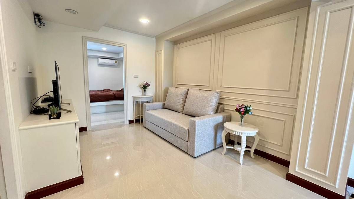 ให้เช่าคอนโดสุขุมวิท อโศก ทองหล่อ : 1 นอน 1 น้ำ M Tower Apartment สุขุมวิท35 ห้องใหญ่ ว่างพร้อมอยู่