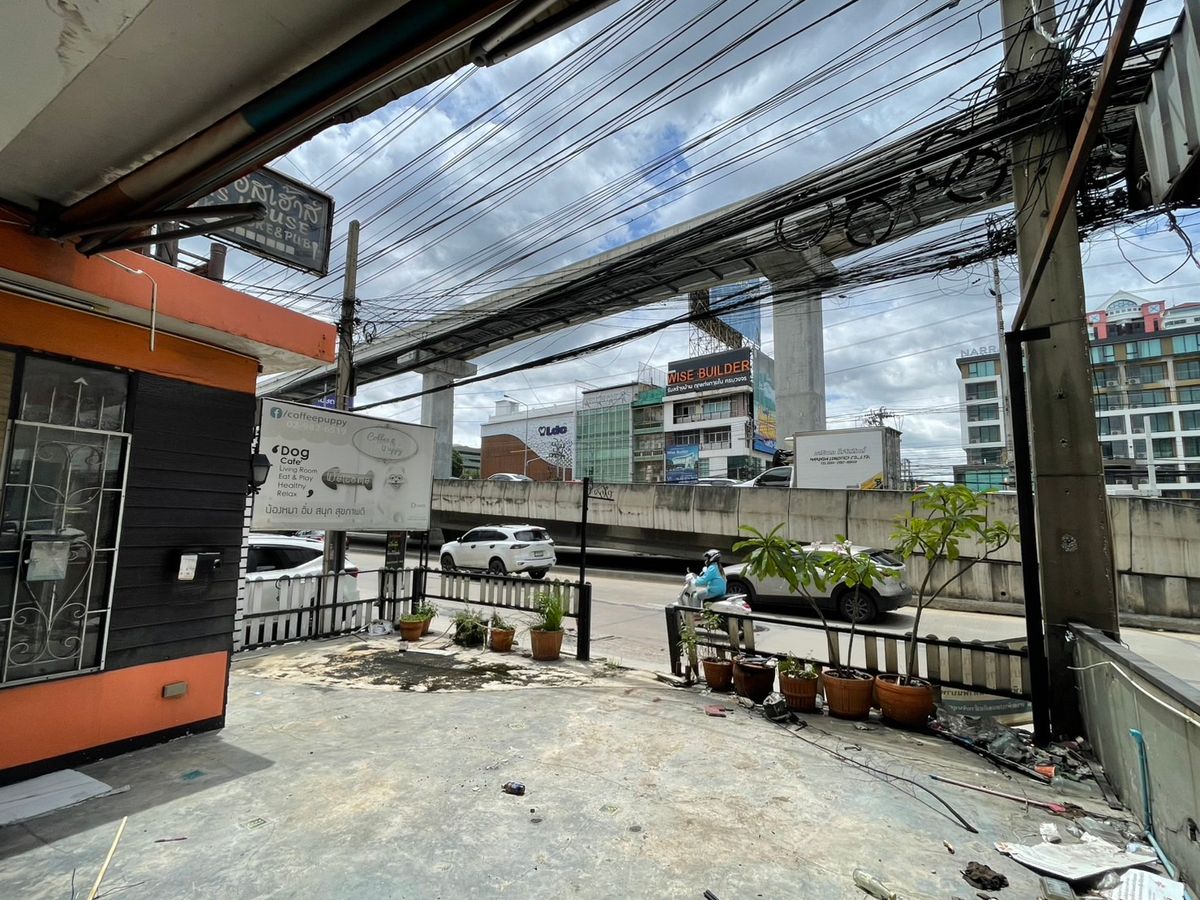 ขายอาคารพาณิชย์แจ้งวัฒนะ เมืองทอง : ขายอาคารพาณิชย์ 2 คูหา ทำเลดี ถนนแจ้งวัฒนะ 12ห่างจาก MRT แจ้งวัฒนะเพียง 200 เมตร