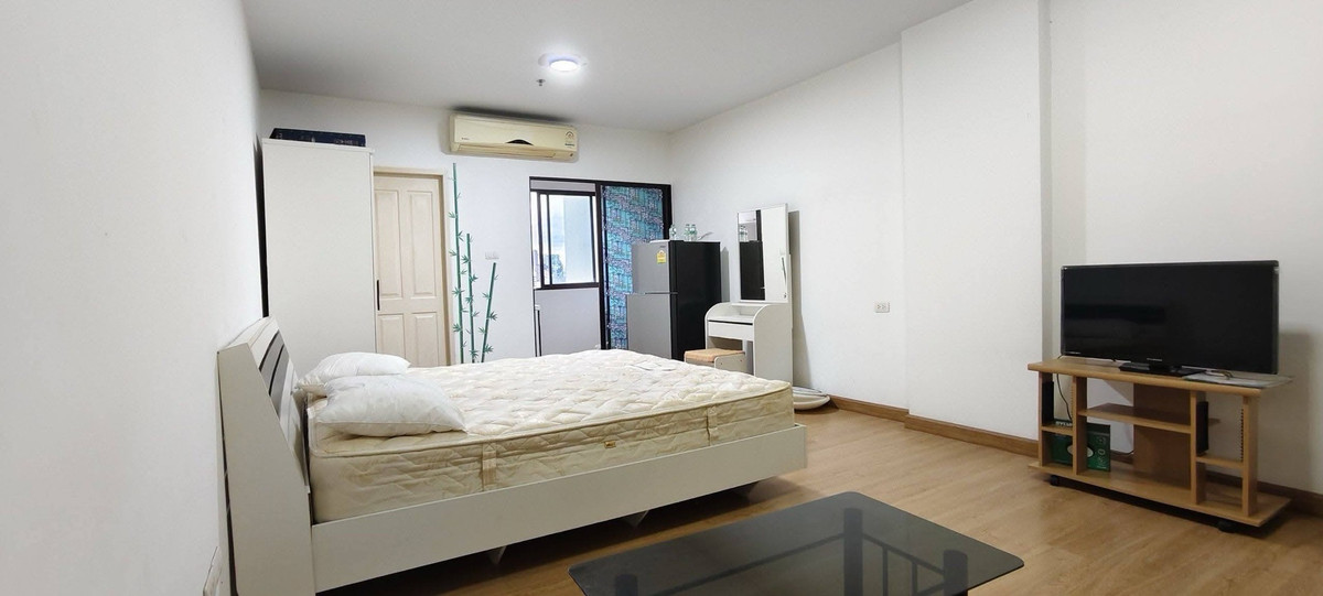 For RentCondoRamkhamhaeng, Hua Mak : For rent, Supalai City Resort, Ramkhamhaeng, 8th floor, full furniture view Ready