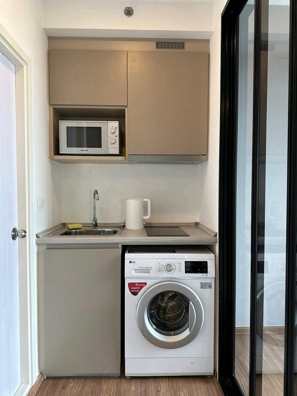 ให้เช่าคอนโดมีนบุรี-ร่มเกล้า : ให้เช่าคอนโด The Origin รามคำแหง 209 ห้องสวย พร้อมเครื่องใช้ไฟฟ้าเฟอร์นิเจอร์ครบ