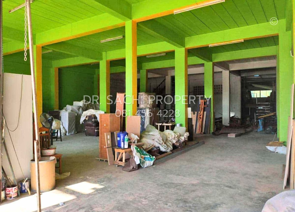 ขายอาคารพาณิชย์เชียงใหม่ : ขายถูก อาคารพาณิชย์ ใกล้ แม็คโคร ฝาง ทำเลดีติดถนนใหญ่  2 ชั้น (109.2 ตารางวา)