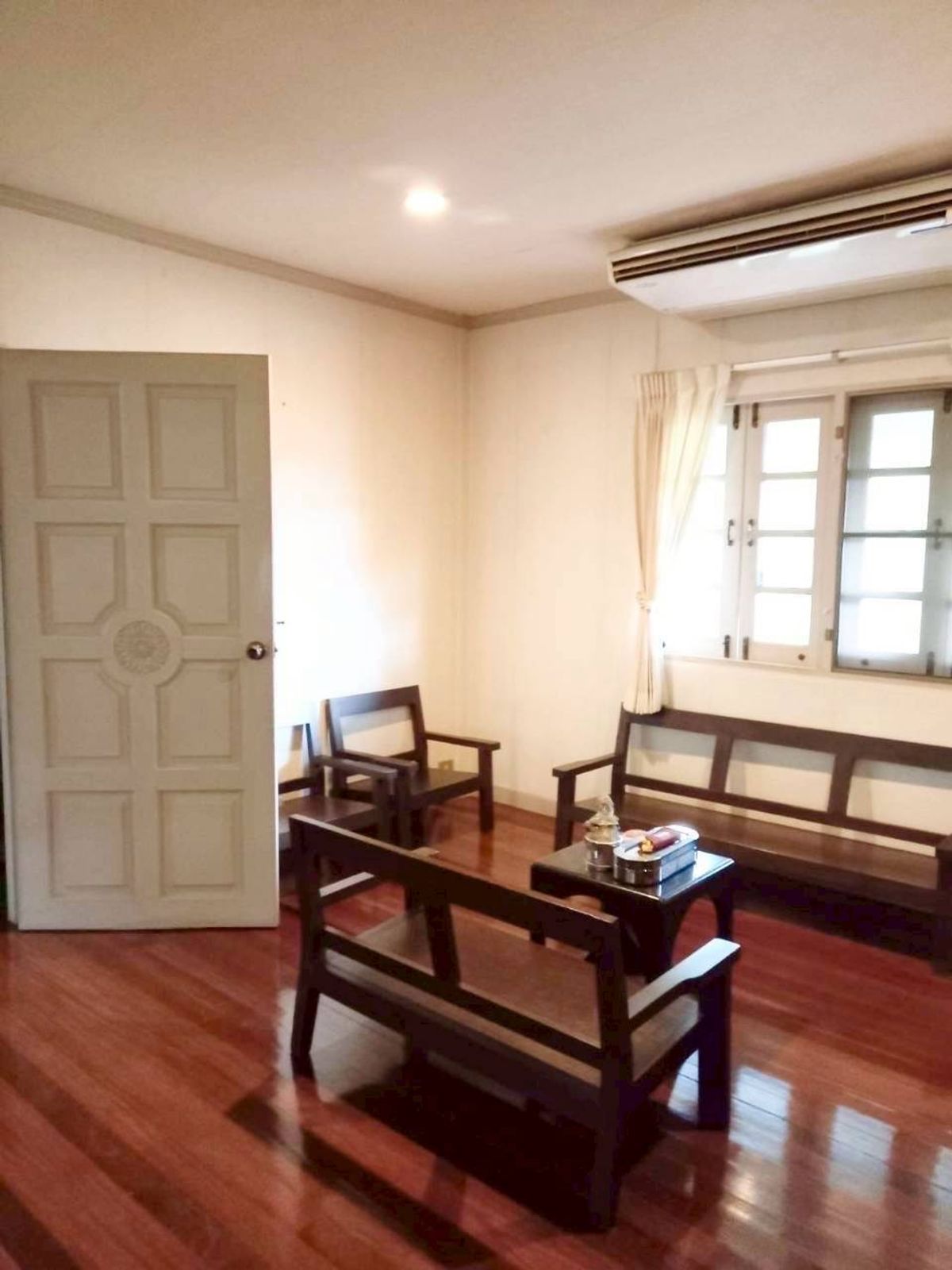 For SaleHouseBang Sue, Wong Sawang, Tao Pun : Classic house In the heart of Nonthaburi, beautiful garden