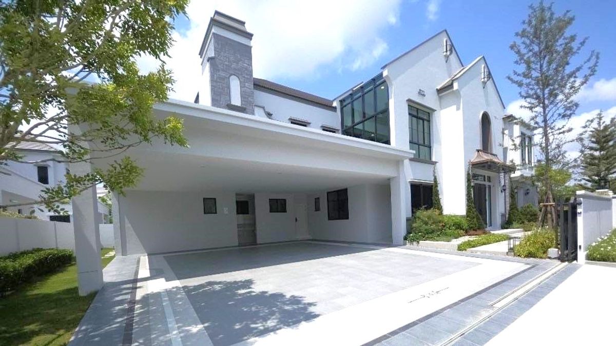 ขายบ้านบางนา แบริ่ง ลาซาล : NANTAWAN Bangna km 15 (นันทวัน บางนา กม.15) 220 ตร.ว. (6นอน 8น้ำ 12จอด) บ้านใหม่ตกแต่งครบพร้อมอยู่ หลังมุม ติดสวน ใกล้สโมสร