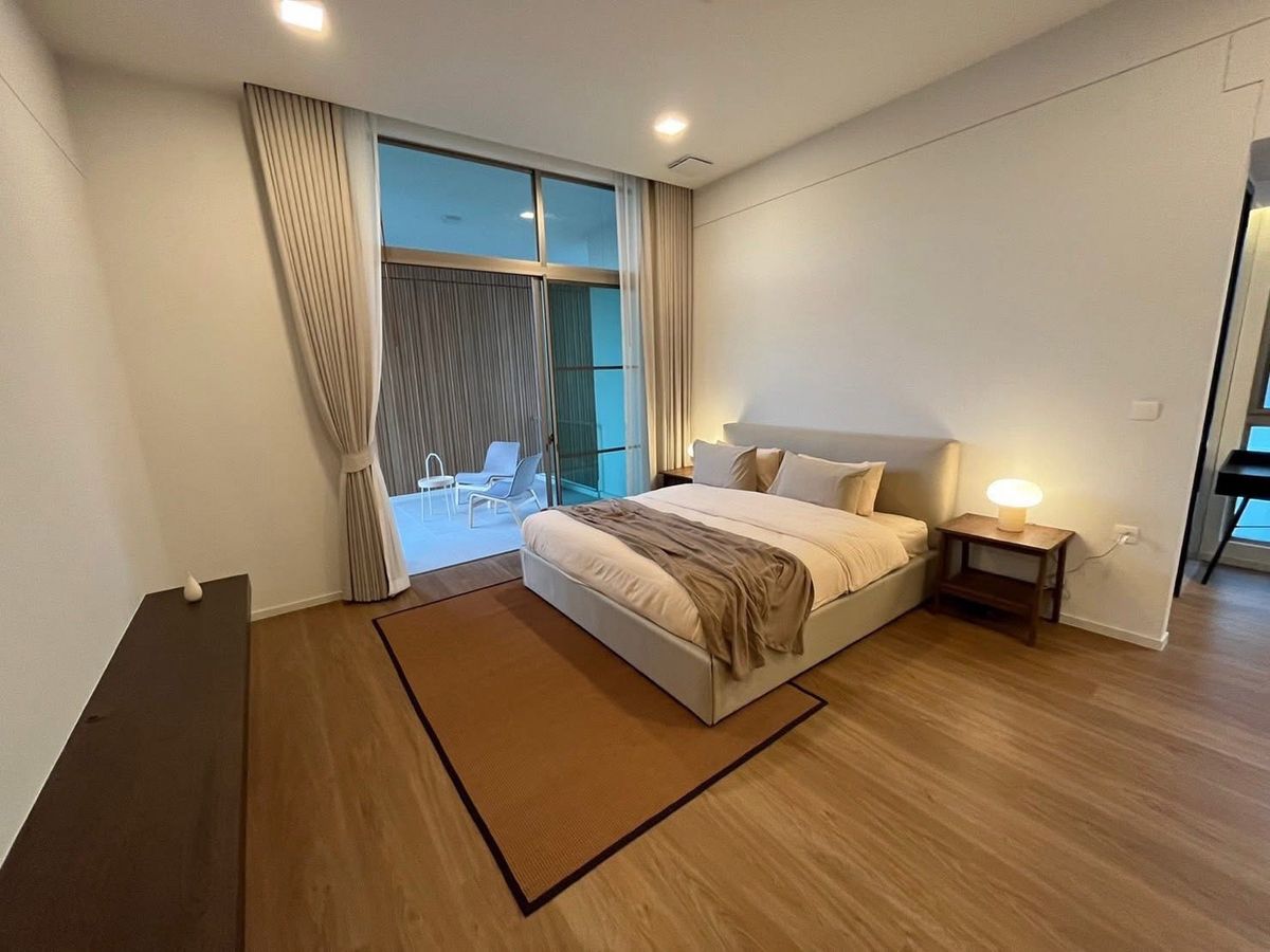 ให้เช่าบ้านพัฒนาการ ศรีนครินทร์ : 📢👇บ้านหรูหลังมุม ทำเลศักยภาพพระราม 9ออกแบบกว้างขวาง พร้อมสิ่งอำนวยความสะดวกระดับพรีเมียมภายในโครงการส่วนตัว เงียบสงบ ปลอดภัย เหมาะสำหรับอยู่อาศัยเป็นครอบครัว