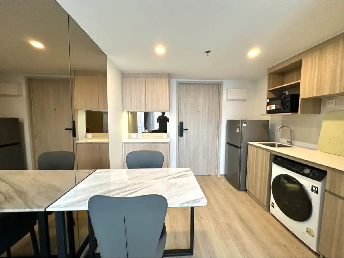 ให้เช่าคอนโดคลองเตย กล้วยน้ำไท : ให้เช่า ✨ Life Rama 4 - Asoke ✨ 2 ห้องนอน 2 ห้องน้ำ เฟอร์นิเจอร์ และ เครื่องใช้ไฟฟ้าครบ ใกล้ MRT ศูนย์ประชุมสิริกิติ์ 