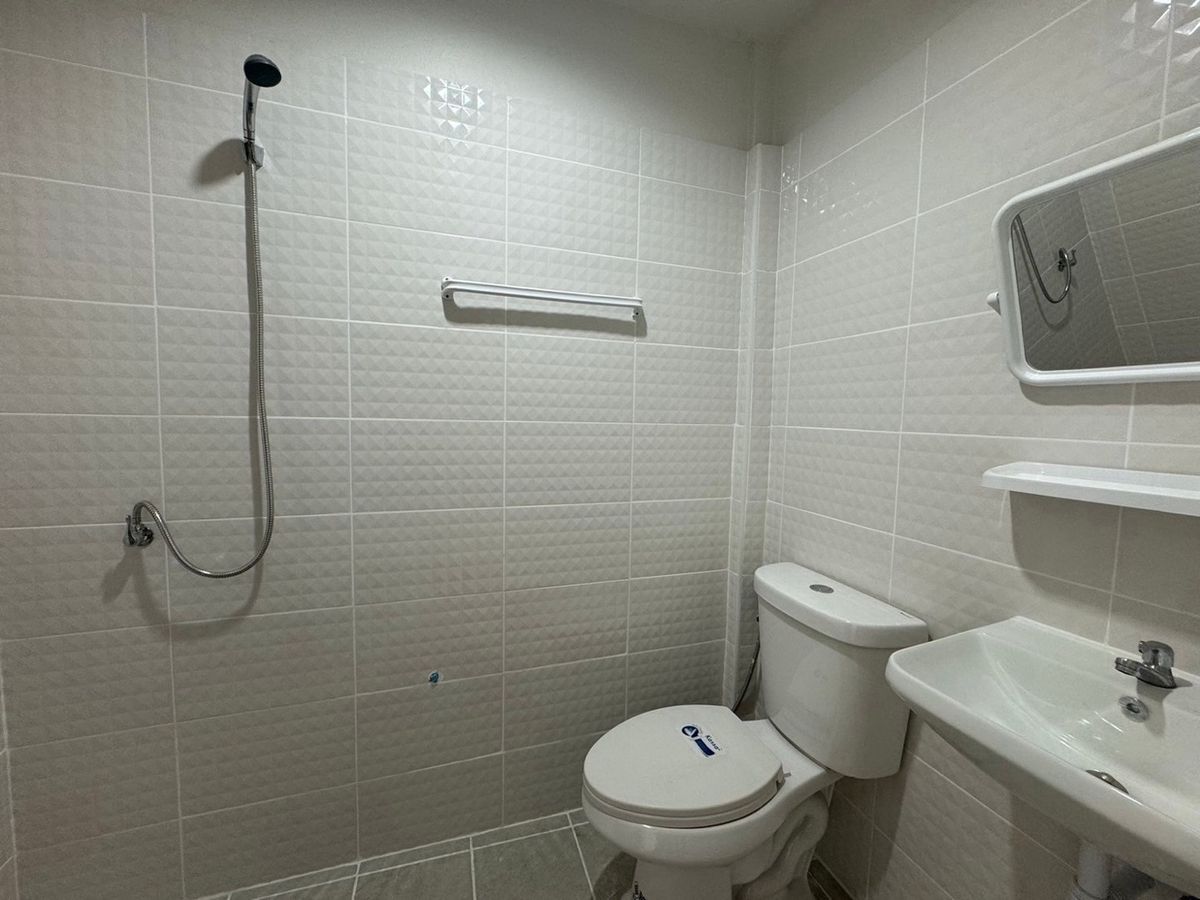 For SaleTownhomePathum Thani,Rangsit, Thammasat : Prem Pri Village