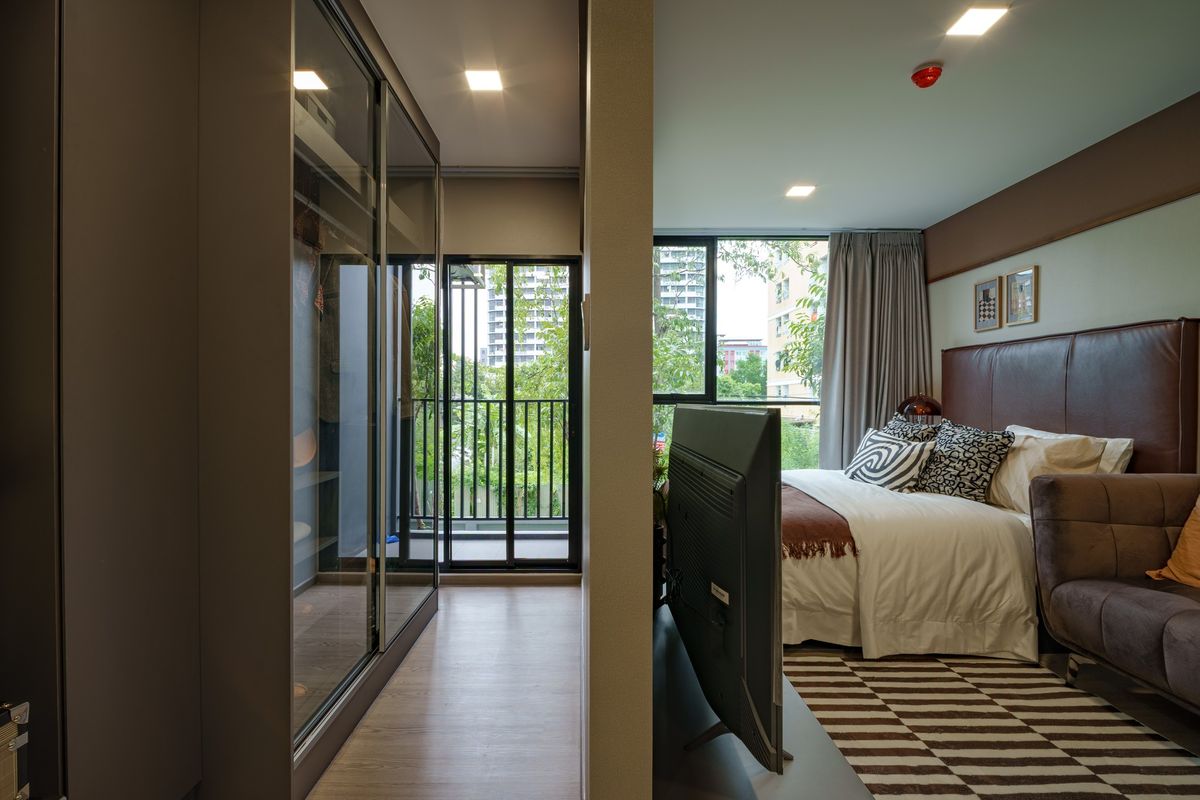 CondoRatchadapisek, Huaikwang, Suttisan : 𝗠𝗔𝗥𝗢𝗢𝗡 𝗥𝗮𝘁𝗰𝗵𝗮𝗱𝗮 𝟯𝟮 - New condo in the heart of Ratchada 1 bedroom | Rent 14,500 - Sell 2,300,000 | 082-4499822 Prae