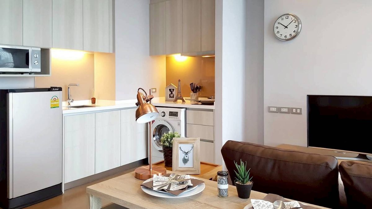 ให้เช่าคอนโดสุขุมวิท อโศก ทองหล่อ : ให้เช่าคอนโด The Lumpini 24 (สุขุมวิท 24) 38 ตร.ม. 1ห้องนอน 1ห้องน้ำ วิวสวย เฟอร์ฯ ครบ