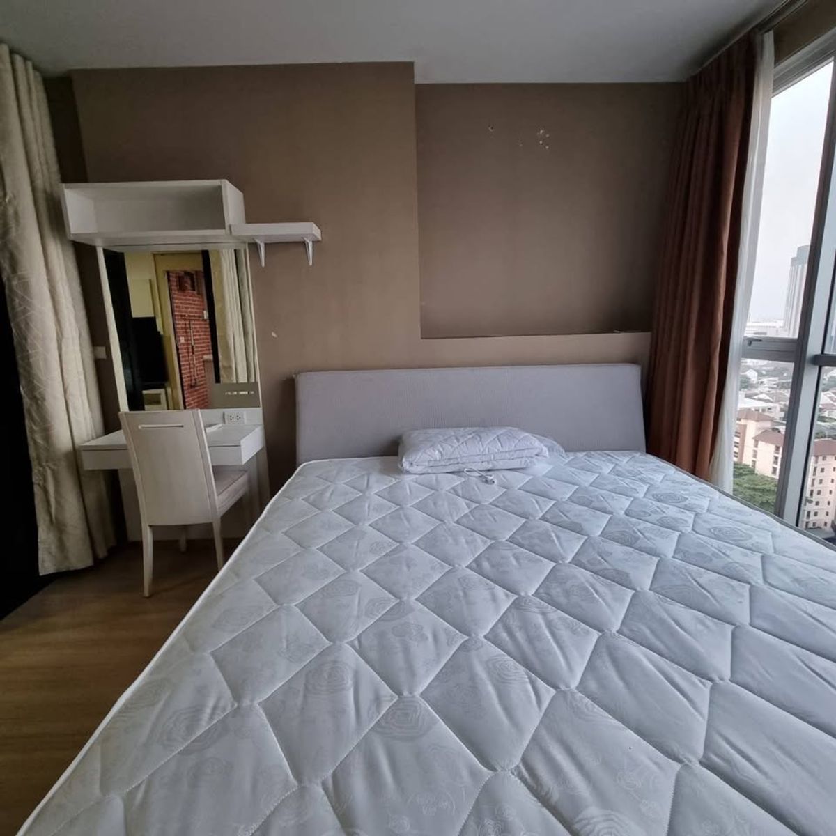 For SaleCondoLadprao, Central Ladprao : Life @ Ladprao 18 / 1 Bedroom (FOR SALE), Life @ Ladprao 18 / 1 Bedroom (For Sale) TARN114