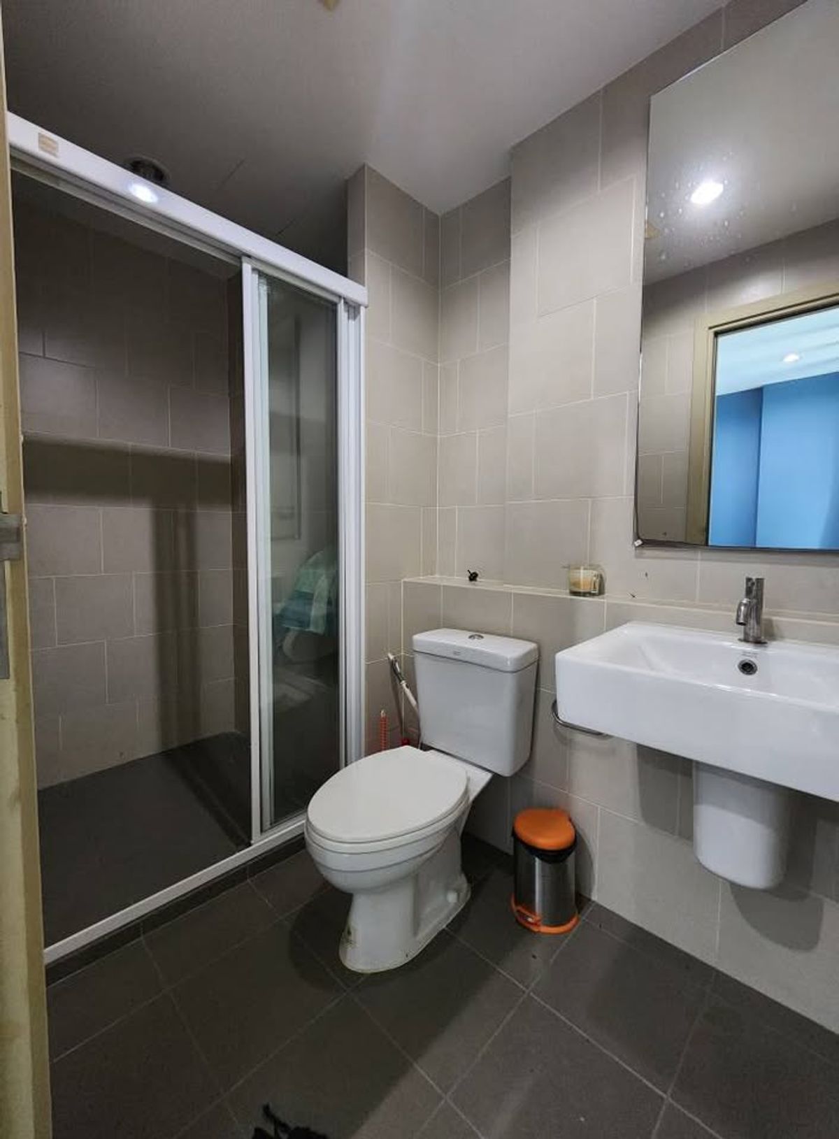 ขายคอนโดพระราม 9 เพชรบุรีตัดใหม่ RCA : ขายคอนโด The Base Rama 9 - Ramkhamhaeng ราคา 1,900,000 บาท [MKs251005]