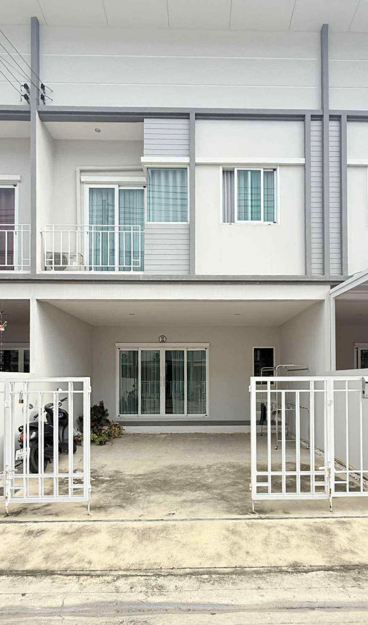 TownhomeMahachai Samut Sakhon : 🔥 Urgent 🔥 Sell/rent 💖 Miracle Village Ekachai-Kanchana Road, beautiful condition, 1 hand, next to the main road in front of the project