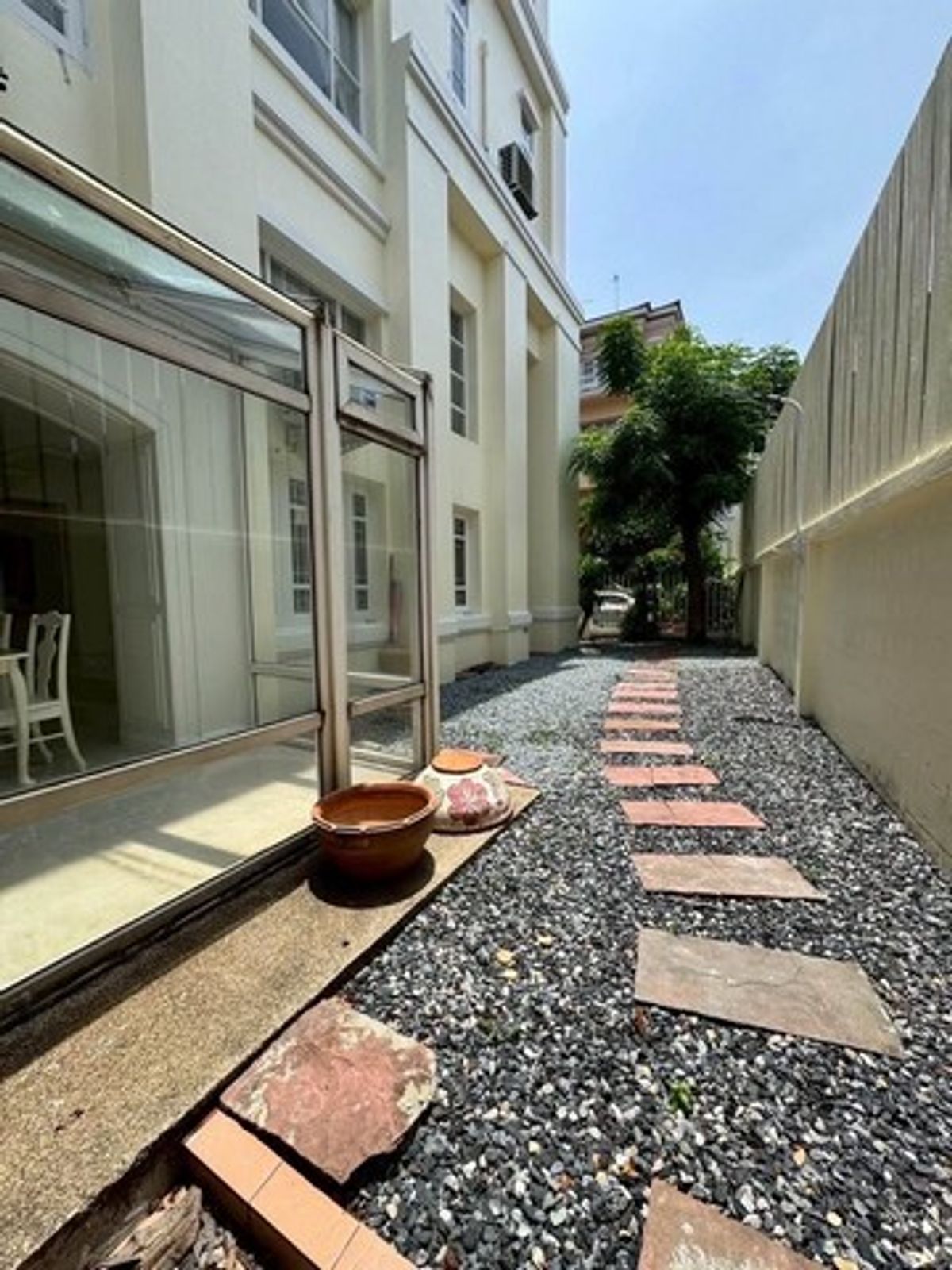 ให้เช่าทาวน์โฮมรามคำแหง หัวหมาก : HR2910ให้เช่าทาวน์โฮม 3.5 ชั้น หลังมุม โครงการซิตี้พลัส สุขุมวิท 50 มีเฟอร์บางส่วน ใกล้ทางด่วนเดินทางสะดวก