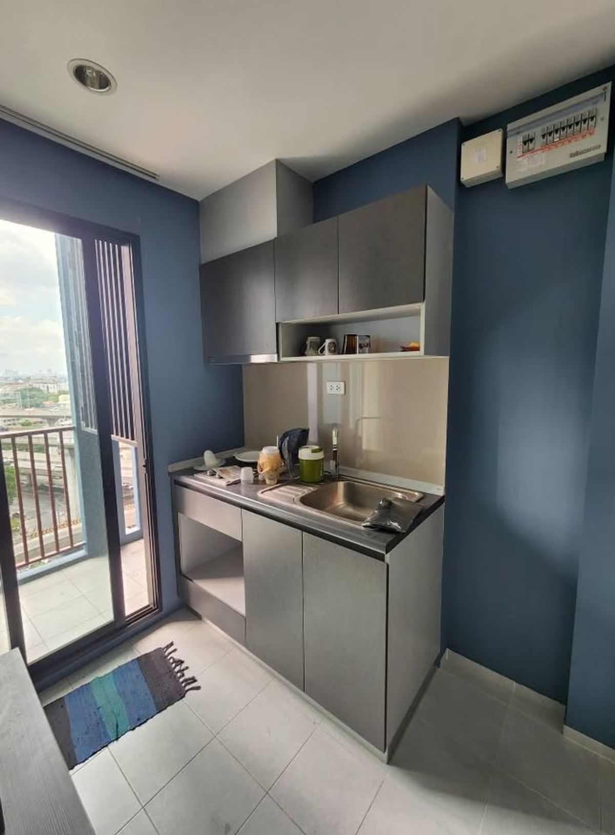 ขายคอนโดพระราม 9 เพชรบุรีตัดใหม่ RCA : ขายคอนโด The Base Rama 9 - Ramkhamhaeng ราคา 1,900,000 บาท [MKs251005]