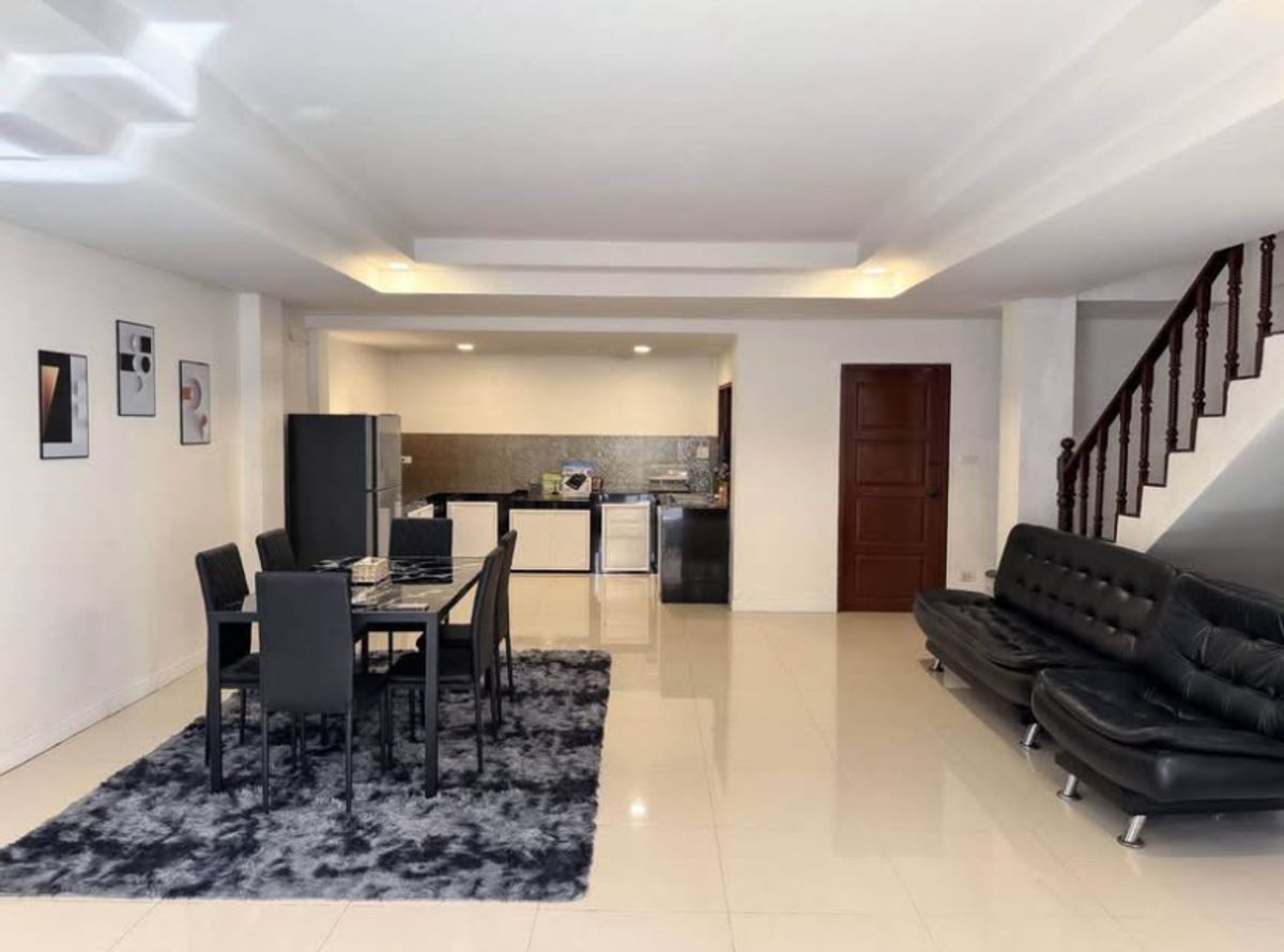 For RentTownhomeSukhumvit, Asoke, Thonglor : 5-story townhouse for rent, Thonglor Classic Home, Soi Thonglor 25, can be made on Airbnb, near BTS Thonglor.