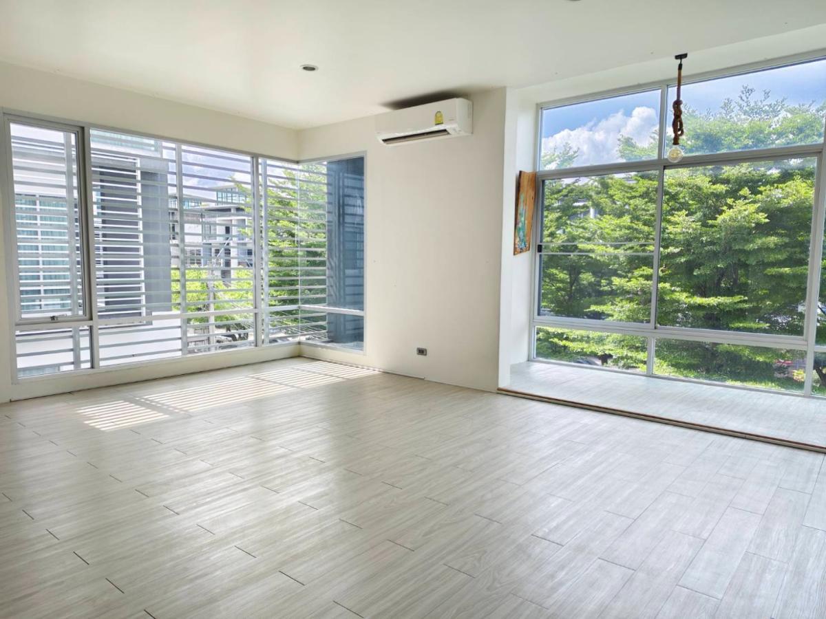 ขายสำนักงานพระราม 9 เพชรบุรีตัดใหม่ RCA : 🔥ขายด่วน +🔥บี สแควร์ พระราม 9-เหม่งจ๋าย ใกล้โรงเรียนนานาชาติเดอะรีเจ้นท์