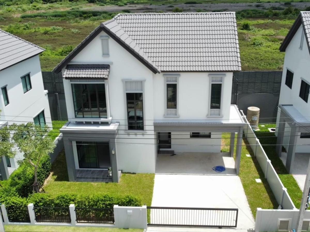 ขายบ้านลาดกระบัง สุวรรณภูมิ : 🔥ขายด่วน +🔥สราญสิริ รามคำแหง ใกล้รถไฟฟ้าสายสีส้ม เฟอร์นิเจอร์ครบ พร้อมเข้าอยู่