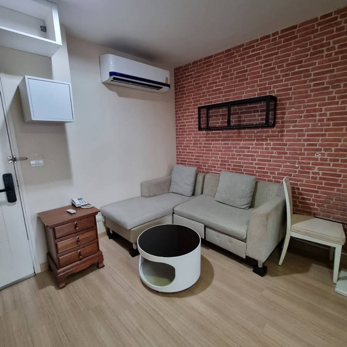 For SaleCondoLadprao, Central Ladprao : Life @ Ladprao 18 / 1 Bedroom (FOR SALE), Life @ Ladprao 18 / 1 Bedroom (For Sale) TARN114