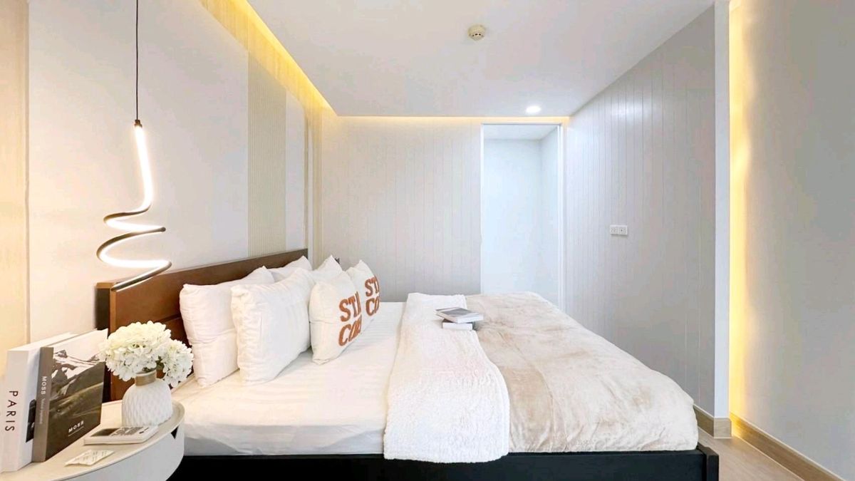 For SaleCondoRatchadapisek, Huaikwang, Suttisan : 💥 Located in a condo but comfortable like a house! Large central room 🚅MRT Huai Khwang just reach 📌 Project: Supalai City Resort-Huai City Resort Ratchada-Huaykwang 🌳