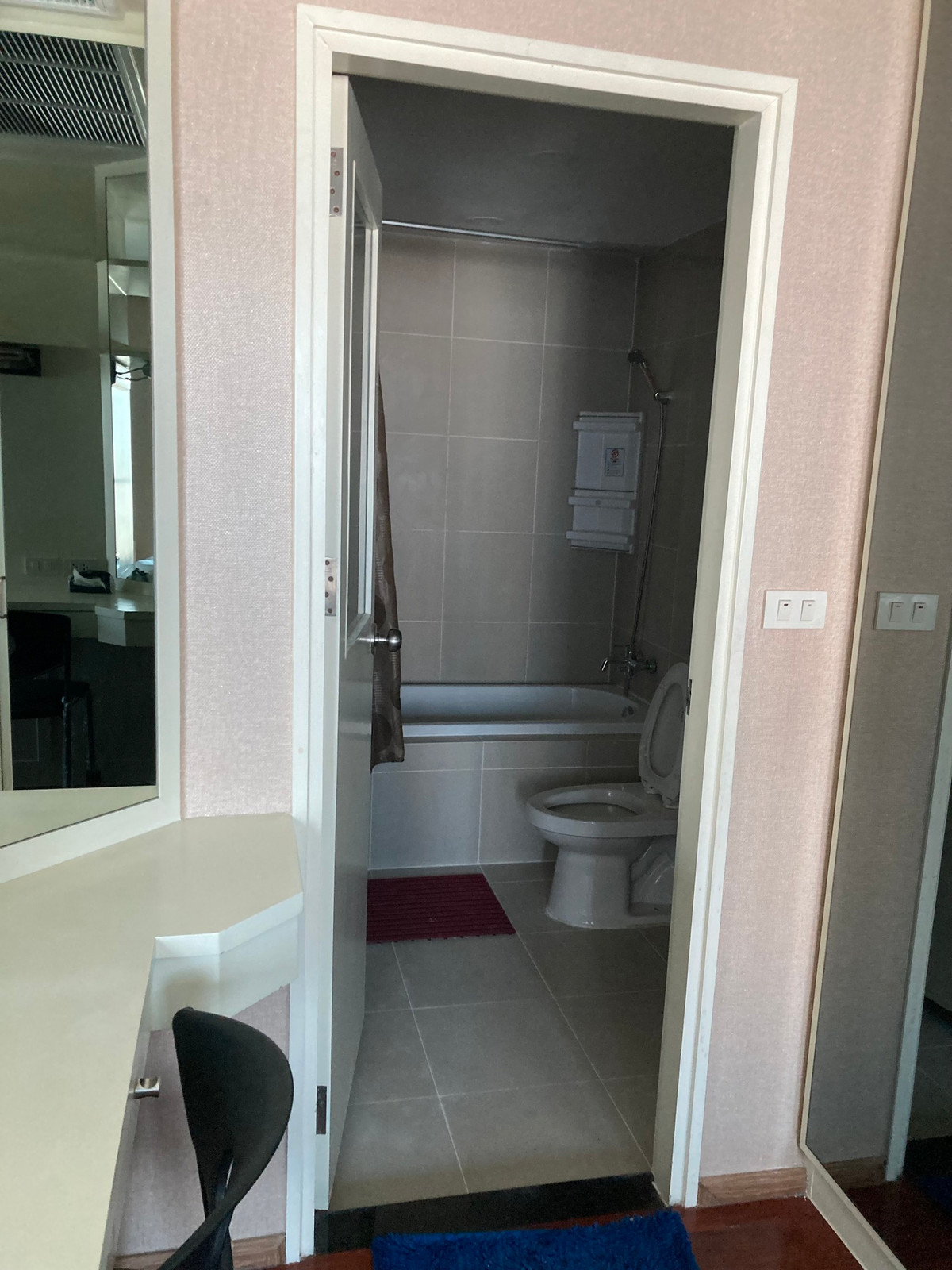 For RentCondoSukhumvit, Asoke, Thonglor : 💎 GT16235 | Condo Noble Remix, convenient travel, next to the BTS Skytrain, has a shuttle, beautiful room, fully furnished, ready to move in!