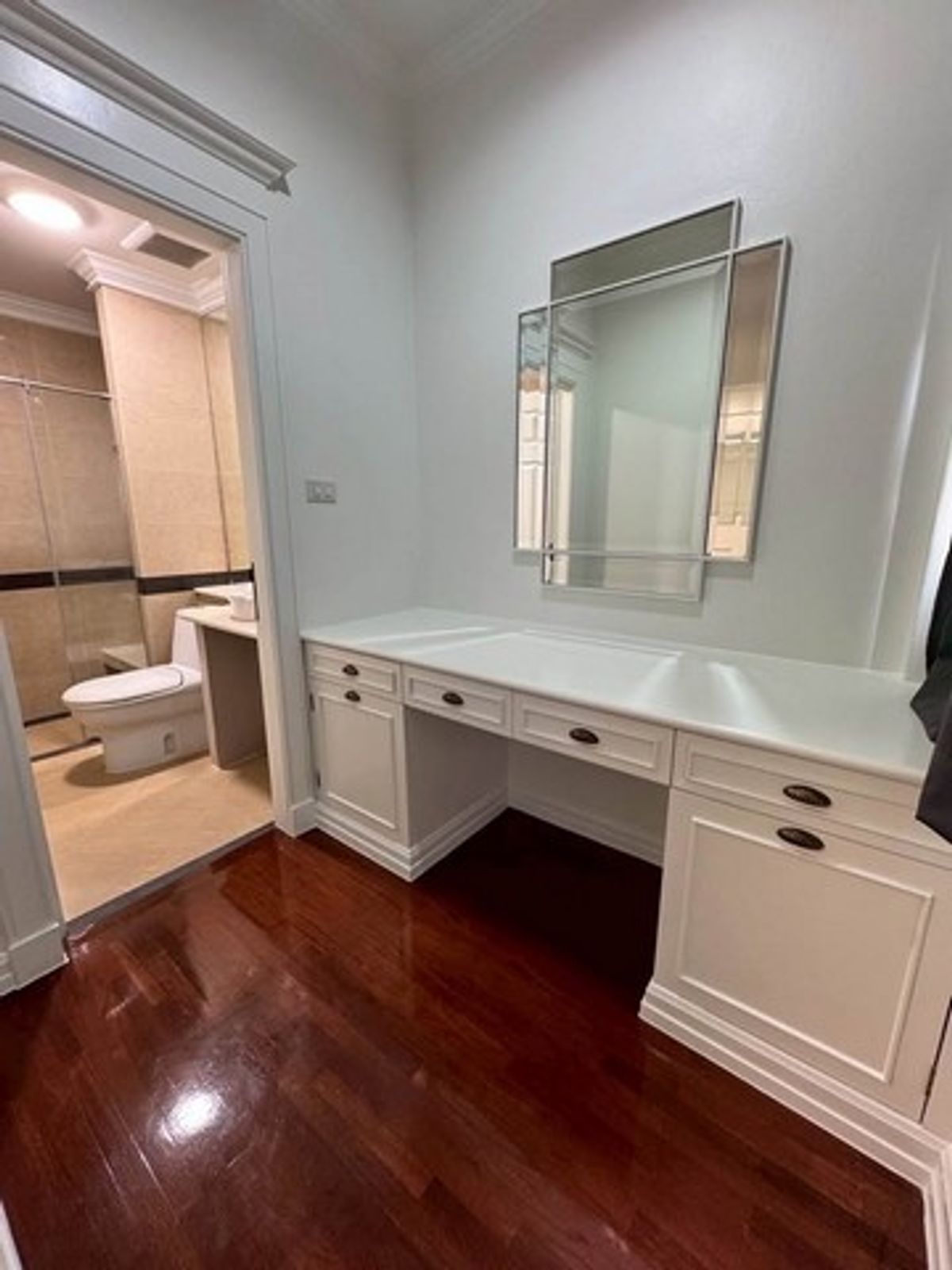 ให้เช่าทาวน์โฮมรามคำแหง หัวหมาก : HR2910ให้เช่าทาวน์โฮม 3.5 ชั้น หลังมุม โครงการซิตี้พลัส สุขุมวิท 50 มีเฟอร์บางส่วน ใกล้ทางด่วนเดินทางสะดวก