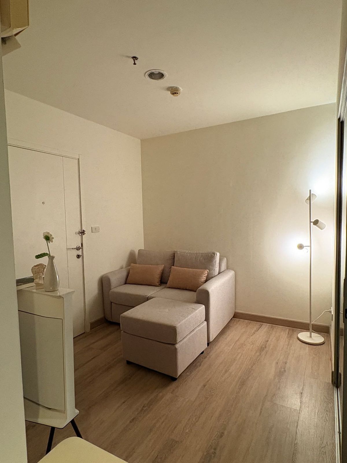 For RentCondoKhlongtoei, Kluaynamthai : For rent 📍 Aspire Rama 4 📍 Fully furnished and equipped, near BTS Ekkamai