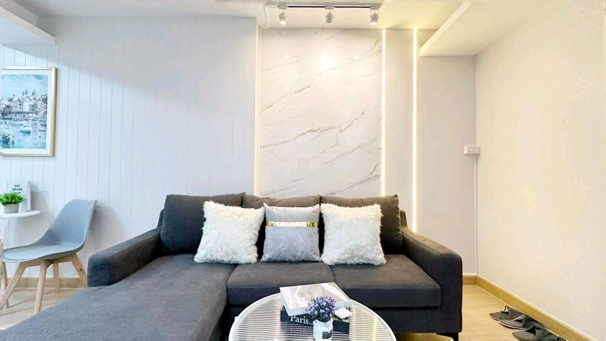 For SaleCondoRatchadapisek, Huaikwang, Suttisan : 💥 Located in a condo but comfortable like a house! Large central room 🚅MRT Huai Khwang just reach 📌 Project: Supalai City Resort-Huai City Resort Ratchada-Huaykwang 🌳