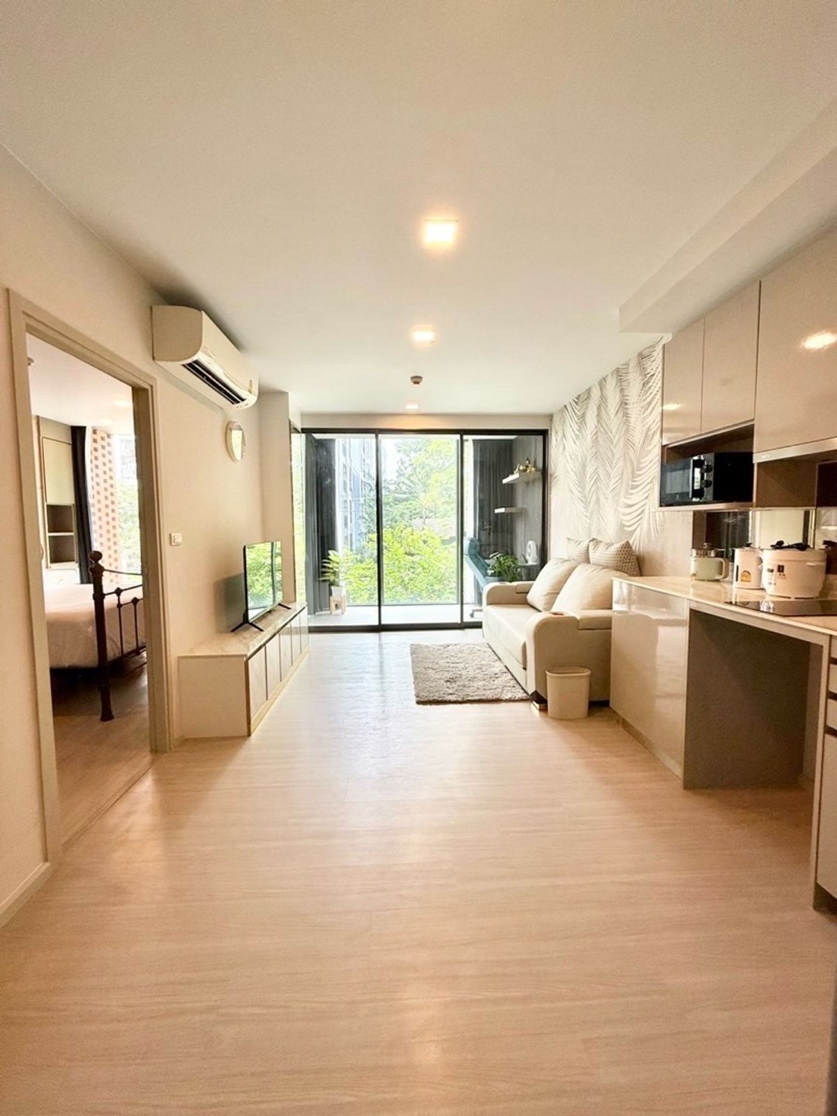 For RentCondoSukhumvit, Asoke, Thonglor : 💥For Rent “Quintara Treehaus Suk 42” 1br1bh 40.38sq.m corner unit with fully furnished 25,000ThB/month minimum 1 yr contract for more info. plz add line @donly2530 ✅