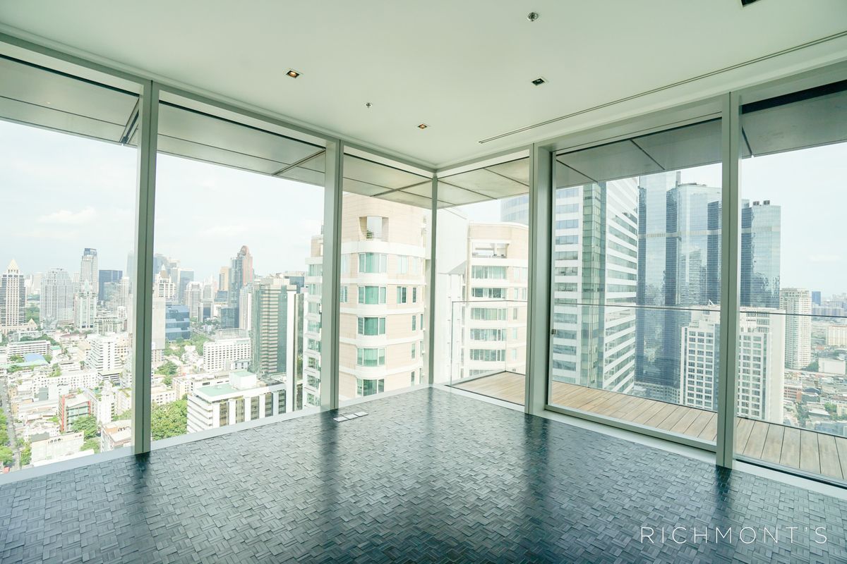 For SaleCondoSathorn, Narathiwat : 3-Bedroom Corner Residence with Terrace and City View at The Ritz-Carlton Residences, Bangkok