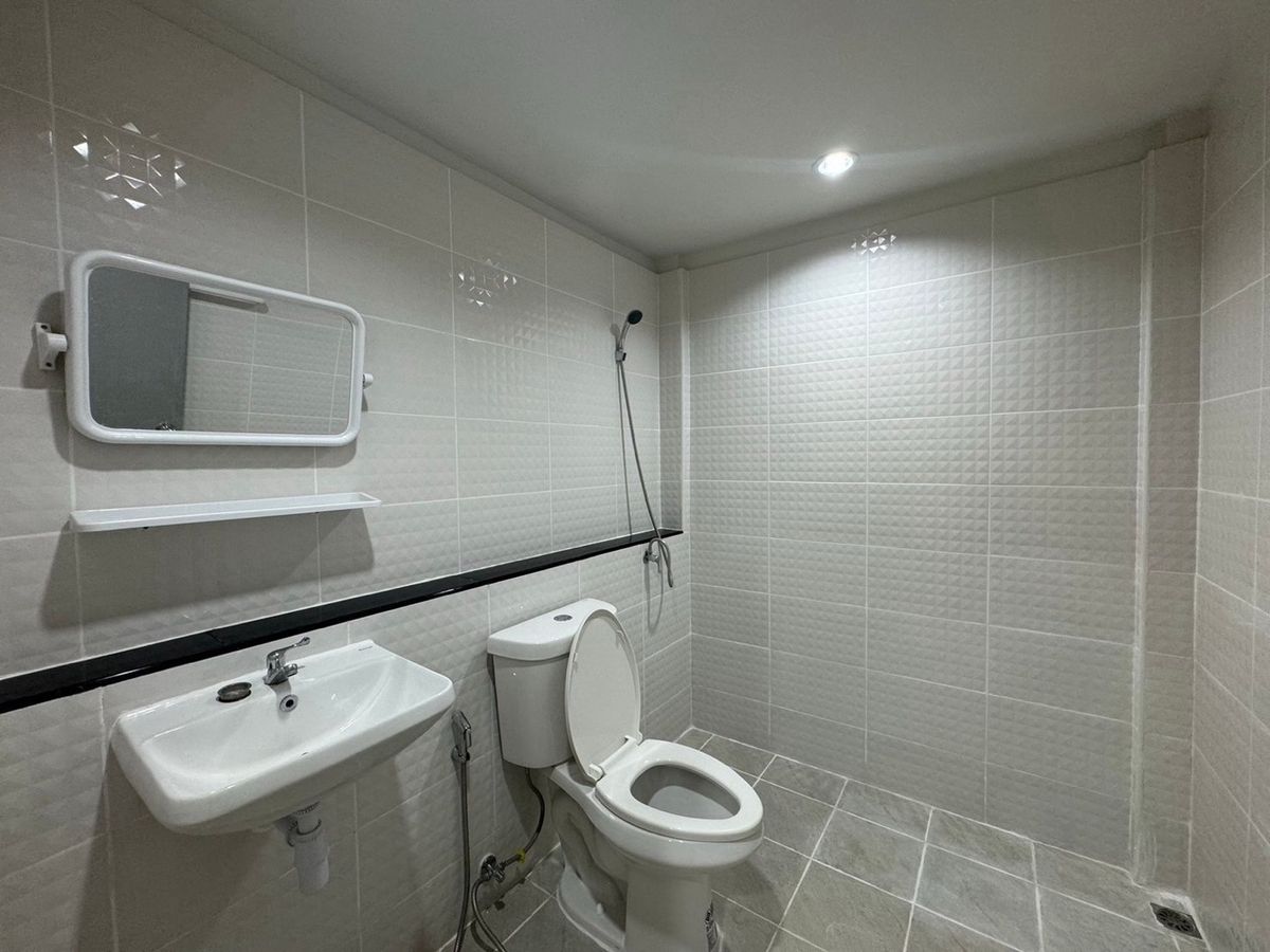 For SaleTownhomePathum Thani,Rangsit, Thammasat : Prem Pri Village