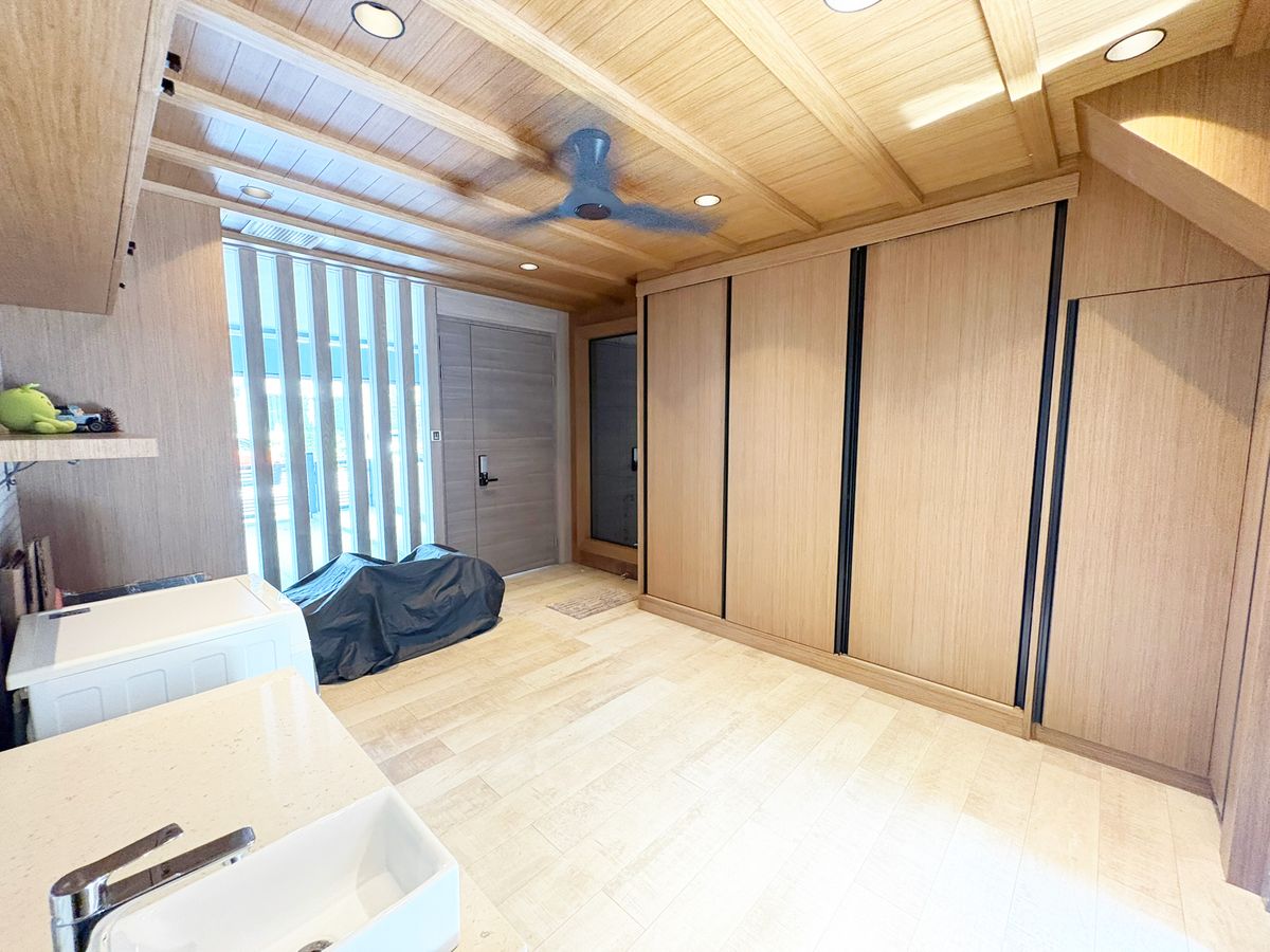 ขายทาวน์โฮมพระราม 3 สาธุประดิษฐ์ : 🌟 ทาวน์โฮมหรู 4.5 ชั้น บ้านทำเลทอง ใจกลางพระราม 3 🌟