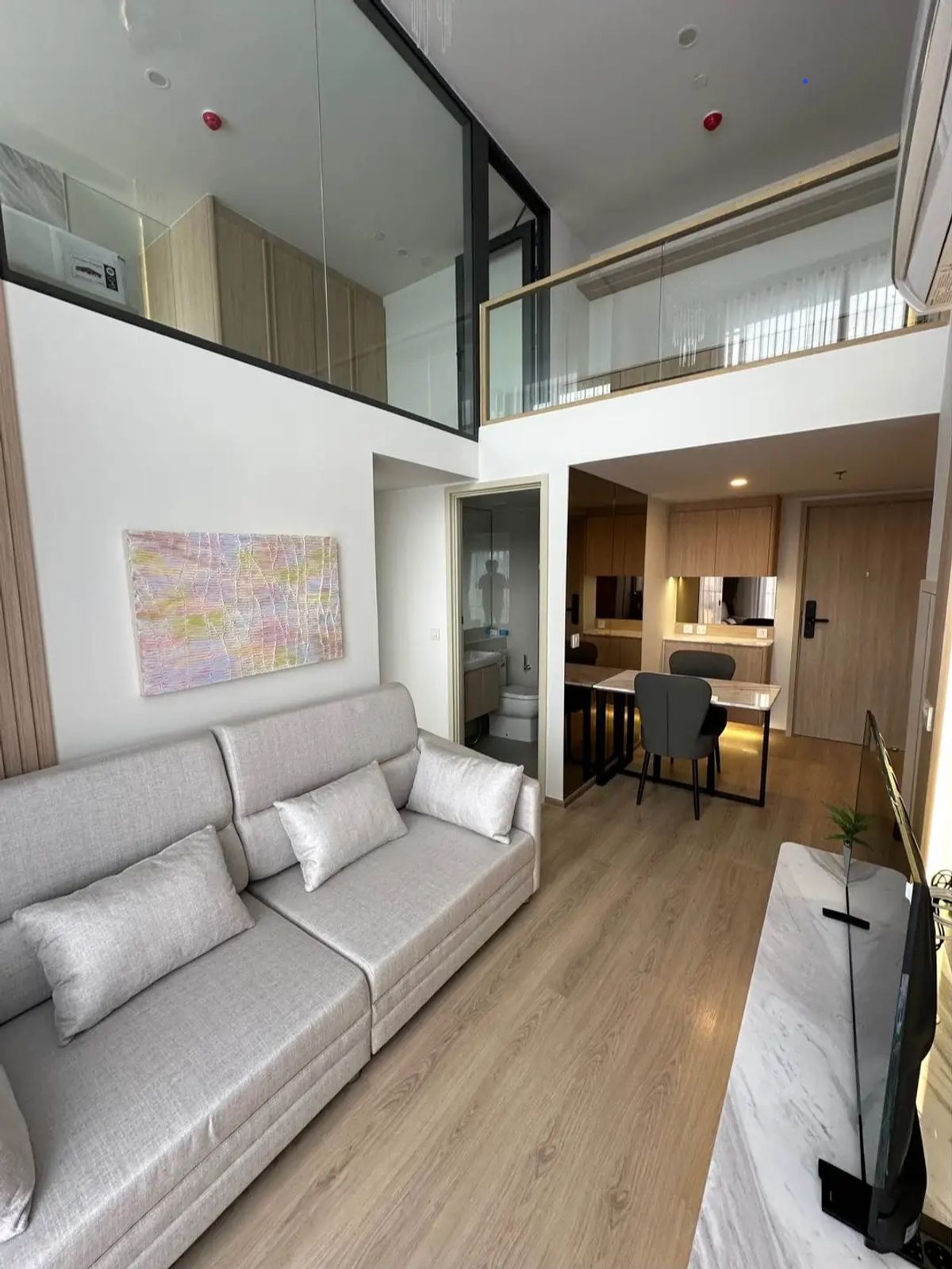 ให้เช่าคอนโดคลองเตย กล้วยน้ำไท : ให้เช่า ✨ Life Rama 4 - Asoke ✨ 2 ห้องนอน 2 ห้องน้ำ เฟอร์นิเจอร์ และ เครื่องใช้ไฟฟ้าครบ ใกล้ MRT ศูนย์ประชุมสิริกิติ์ 