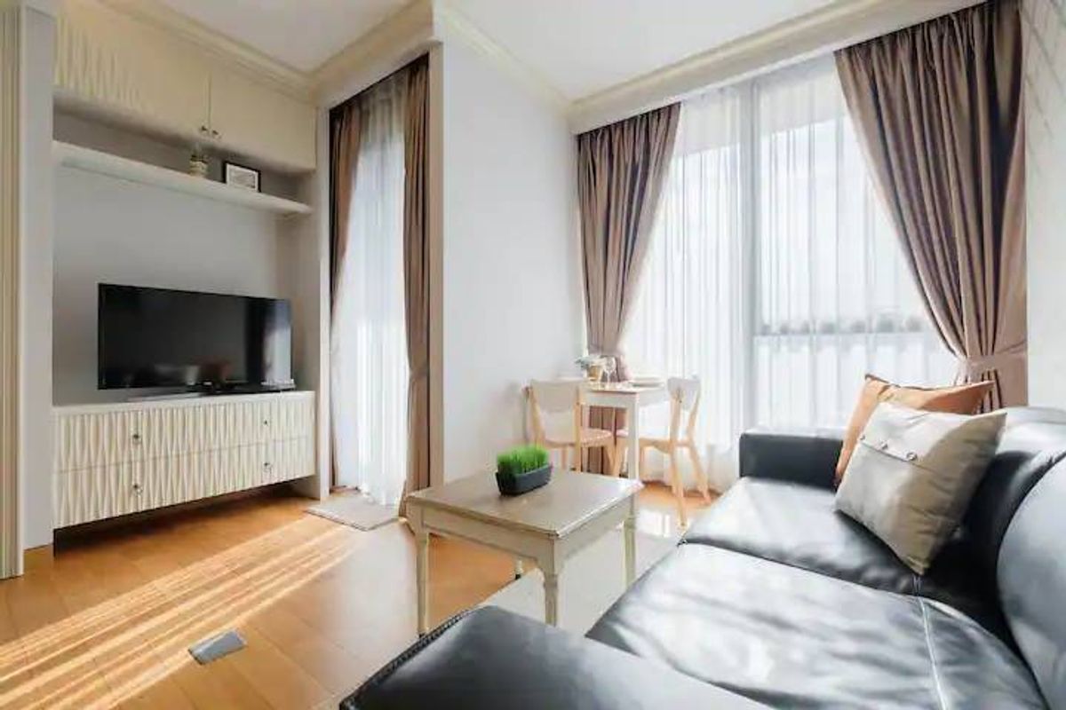 ให้เช่าคอนโดสุขุมวิท อโศก ทองหล่อ : Lumpini 24 ขนาด 38 sqm 1 bedroom, 30,000/Month
