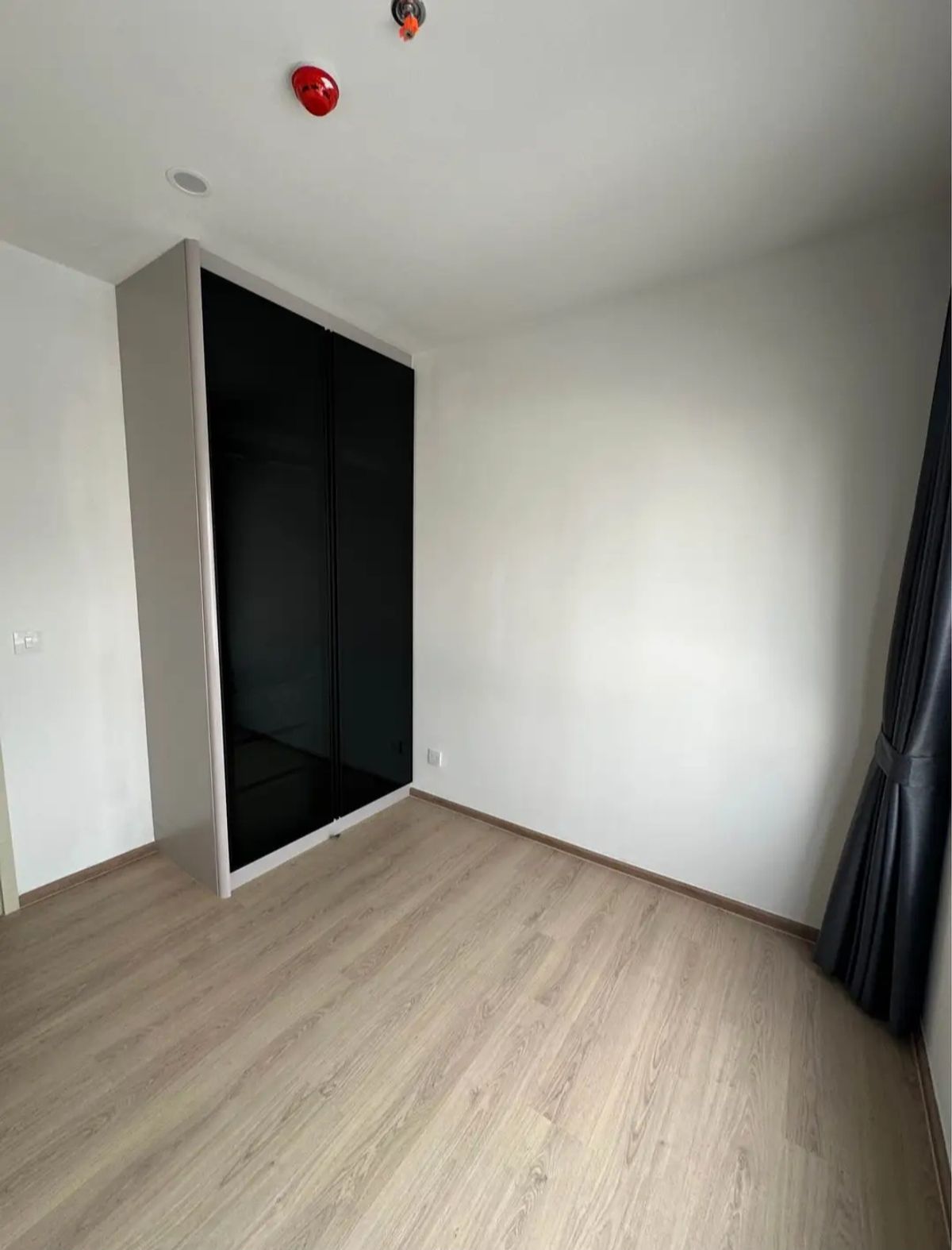 ให้เช่าคอนโดคลองเตย กล้วยน้ำไท : ให้เช่า 📍 Life Rama 4 - Asoke 📍 ใกล้ MRT ศูนย์สิริกิติ์ 2 ห้องนอน เฟอร์นิเจอร์ และ เครื่องใช้ไฟฟ้าครบ 