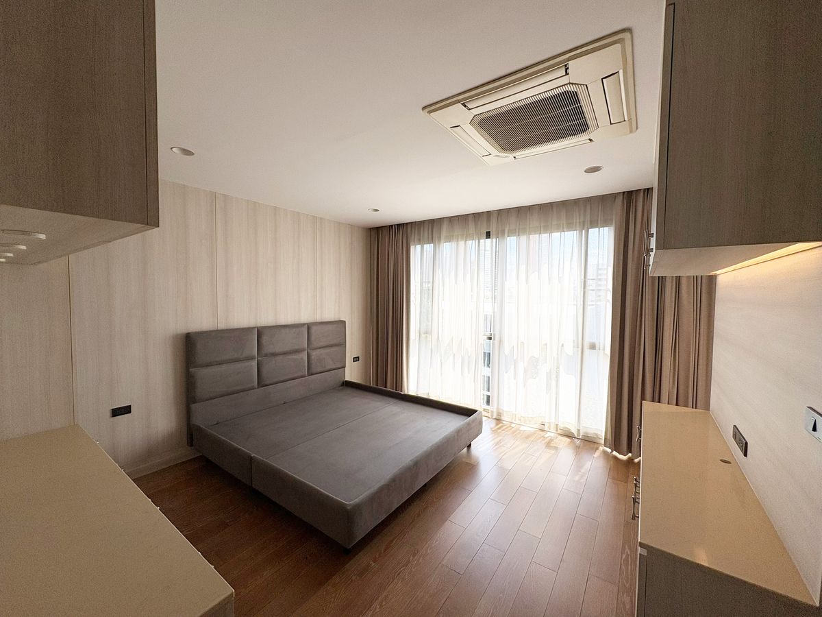 ขายทาวน์โฮมพระราม 3 สาธุประดิษฐ์ : 🌟 ทาวน์โฮมหรู 4.5 ชั้น บ้านทำเลทอง ใจกลางพระราม 3 🌟