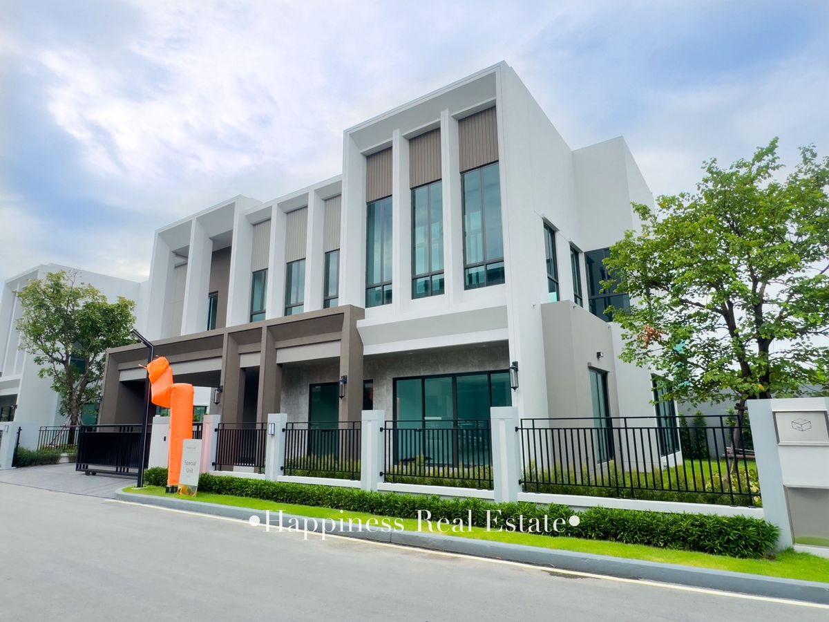 ขายบ้านพระราม 5 ราชพฤกษ์ บางกรวย : 𝐁𝐚𝐧𝐠𝐤𝐨𝐤 𝐁𝐨𝐮𝐥𝐞𝐯𝐚𝐫𝐝 𝐒𝐢𝐠𝐧𝐚𝐭𝐮𝐫𝐞 𝐑𝐚𝐦𝐢𝐧𝐭𝐡𝐚-𝐖𝐚𝐭𝐜𝐡𝐚𝐫𝐚𝐩𝐨𝐥  บางกอกบูเลอวาร์ด ซิกเนเจอร์ รามอินทรา-วัชรพล  บ้านเดี่ยว2 ชั้น พร้อมพื้นที่สวนข้างบ้าน   