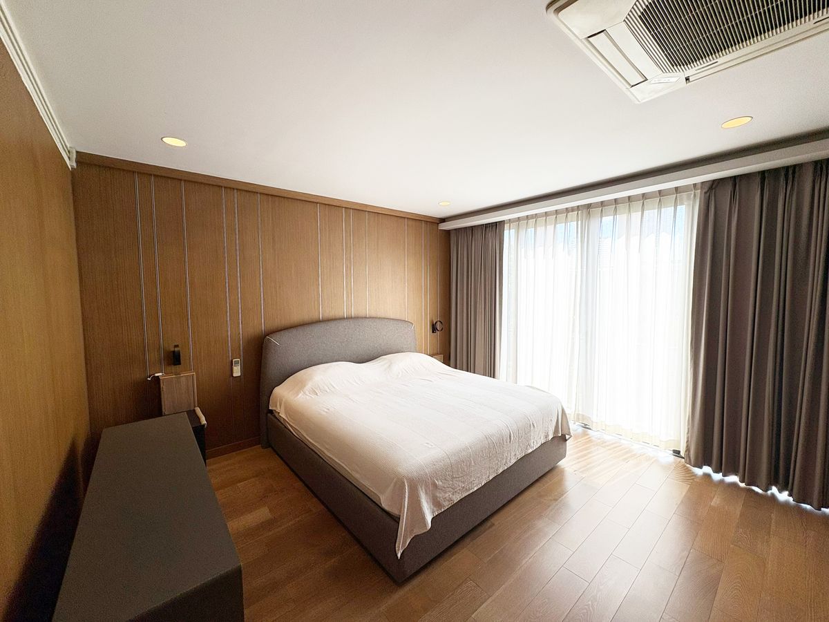 ขายทาวน์โฮมพระราม 3 สาธุประดิษฐ์ : 🌟 ทาวน์โฮมหรู 4.5 ชั้น บ้านทำเลทอง ใจกลางพระราม 3 🌟