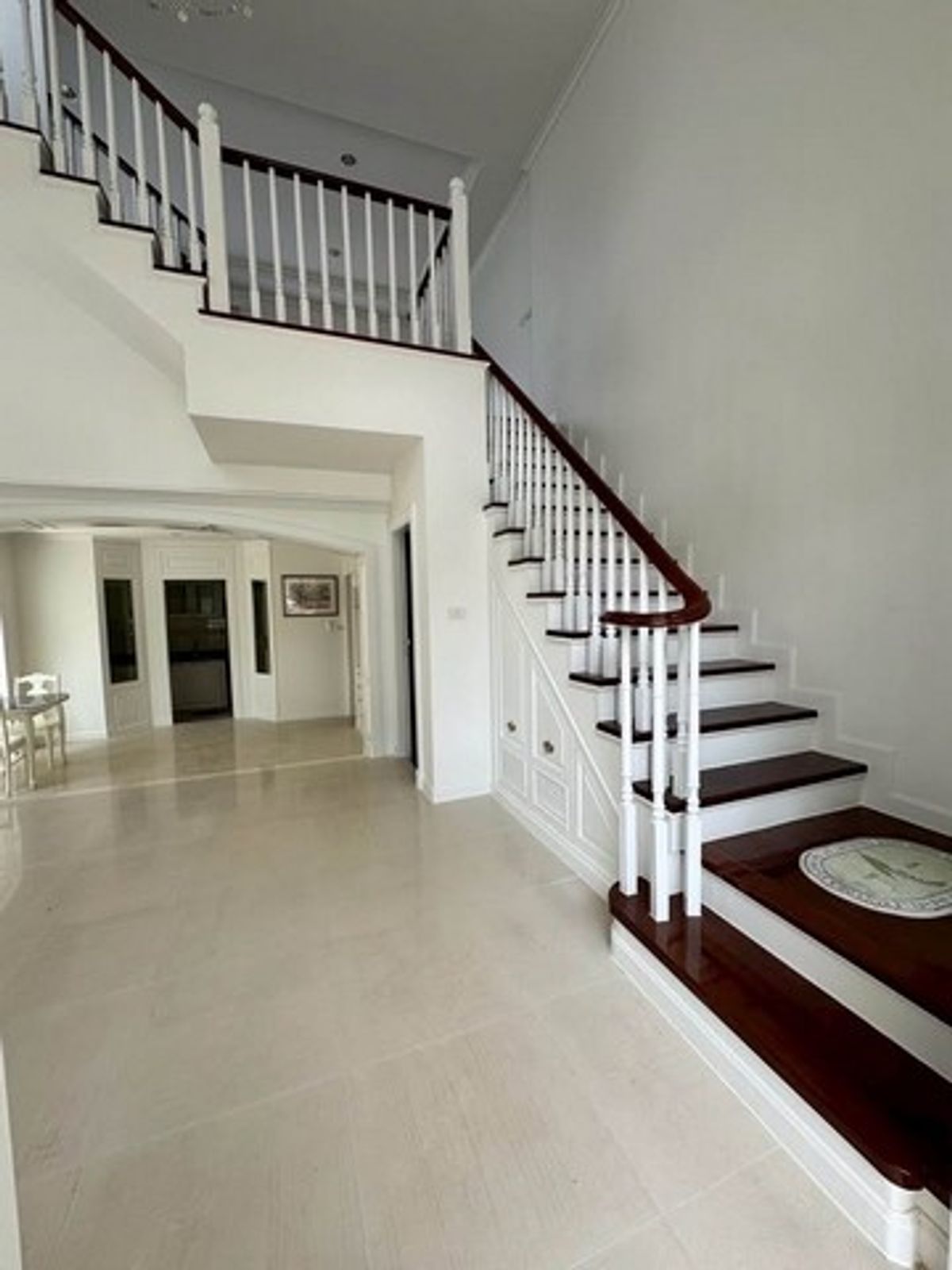 ให้เช่าทาวน์โฮมรามคำแหง หัวหมาก : HR2910ให้เช่าทาวน์โฮม 3.5 ชั้น หลังมุม โครงการซิตี้พลัส สุขุมวิท 50 มีเฟอร์บางส่วน ใกล้ทางด่วนเดินทางสะดวก