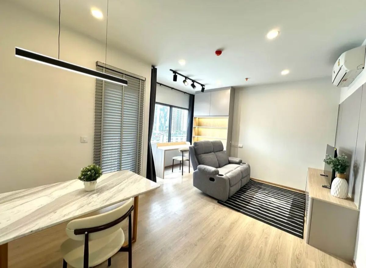 ให้เช่าคอนโดคลองเตย กล้วยน้ำไท : ให้เช่า 📍 Life Rama 4 - Asoke 📍 ใกล้ MRT ศูนย์สิริกิติ์ 2 ห้องนอน เฟอร์นิเจอร์ และ เครื่องใช้ไฟฟ้าครบ 