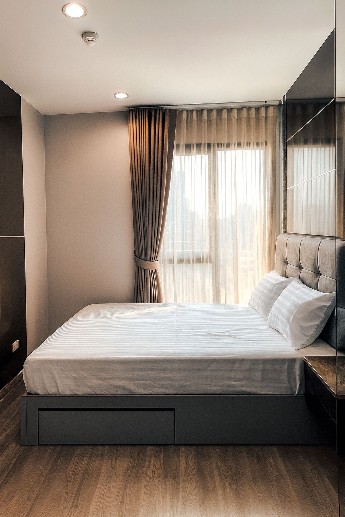 For RentCondoRatchadapisek, Huaikwang, Suttisan : 🔥For urgent rent 🔥Centric Ratchada - Huai Khwang, fully furnished, ready to move in, next to MRT Huai Khwang ❗