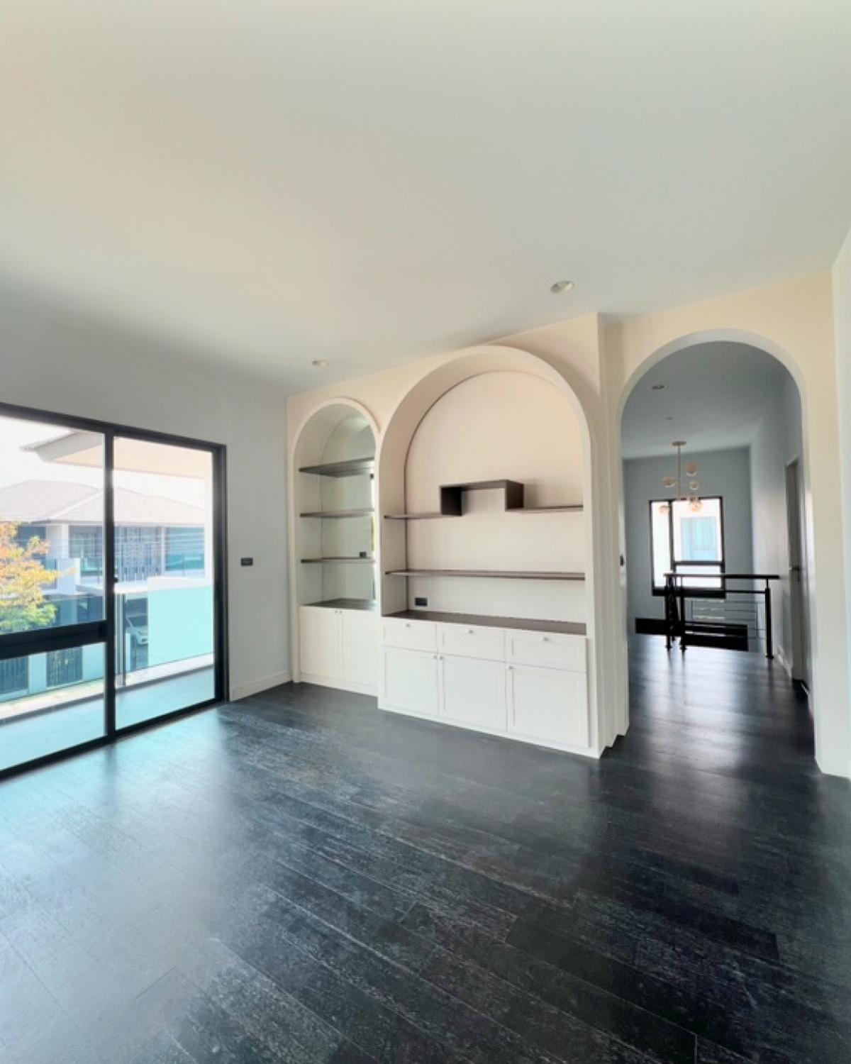 For SaleHousePhutthamonthon, Salaya : Luxury Condo 4 Bedrooms, Good Location, Worthwhile Price Setthasiri Thawiwatthana Condo Near City Luxury Condo for Sale/Rent 4 Bedrooms, Setthasiri Thawiwatthana, Prime Location, Best Price!