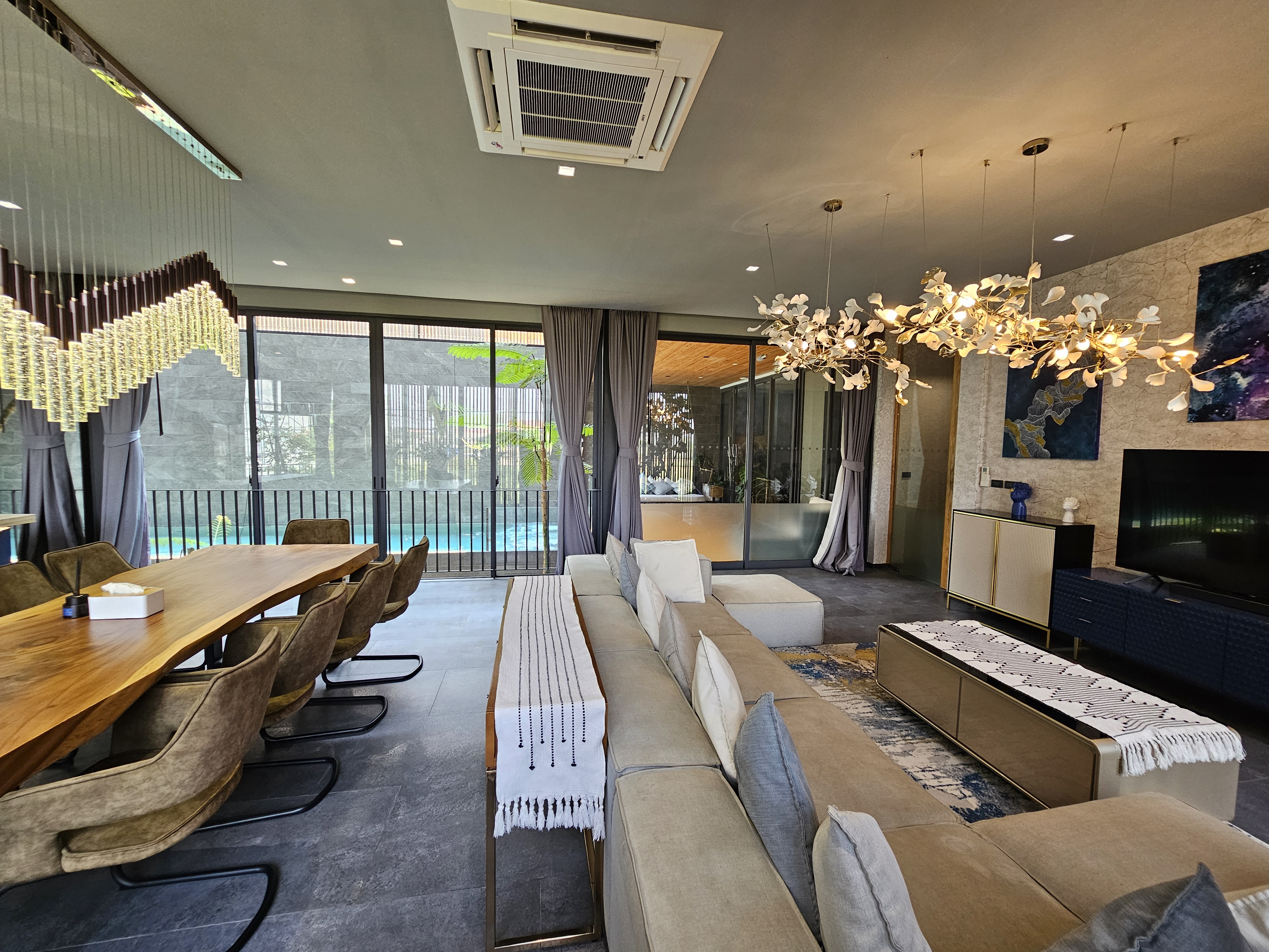 For SaleHouseBangna, Bearing, Lasalle : Luxury Condo, 4 Bedrooms, Close to all conveniences, Six Element, Your Dream Condo! Luxury Condo for Sale & Rent, 4 Bed 4 Bath, Six Element, Your Dream Home! 78 Million Baht / THB per month, please contact... / Contact...