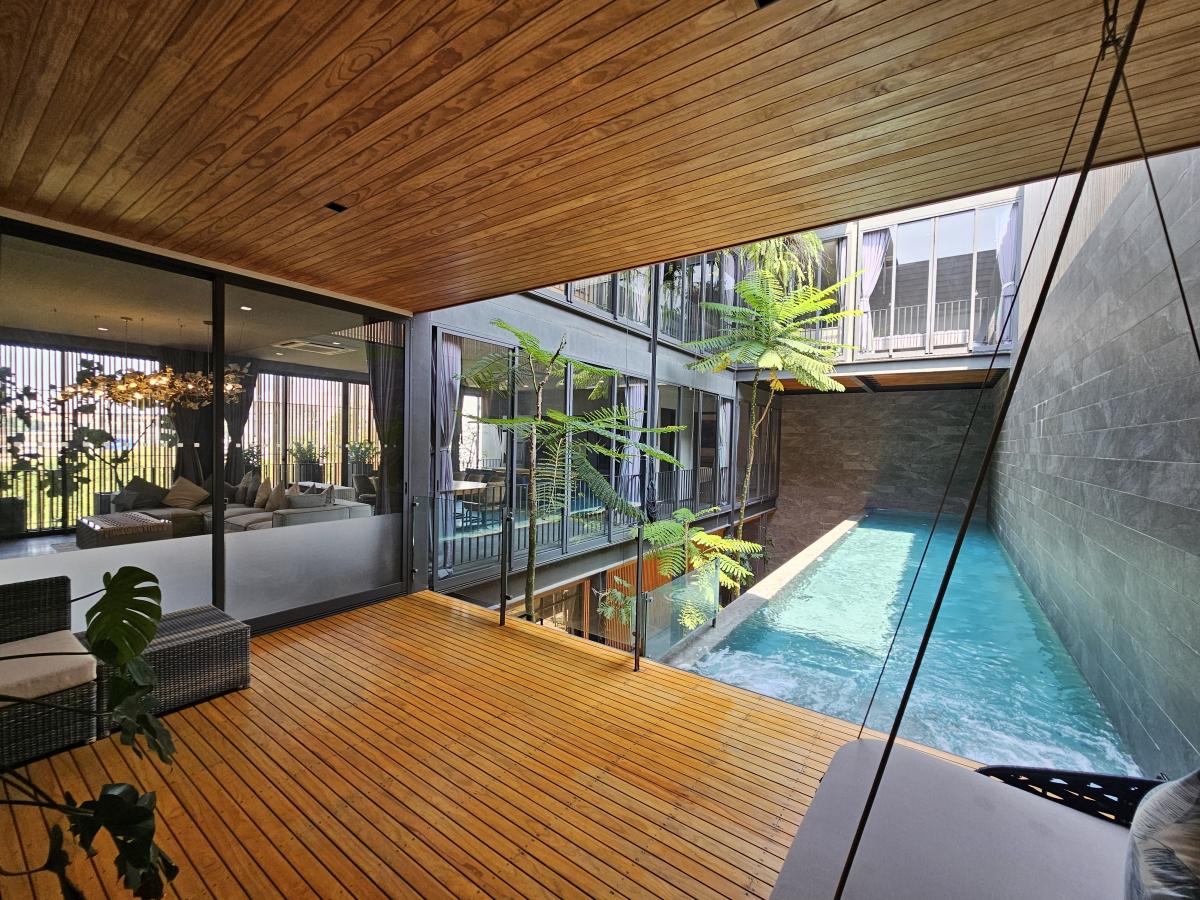 For SaleHouseBangna, Bearing, Lasalle : Luxury Condo, 4 Bedrooms, Close to all conveniences, Six Element, Your Dream Condo! Luxury Condo for Sale & Rent, 4 Bed 4 Bath, Six Element, Your Dream Home! 78 Million Baht / THB per month, please contact... / Contact...