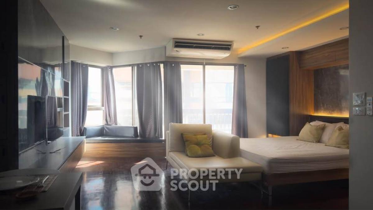 For RentCondoRatchathewi,Phayathai : 1-BR Condo at Phaholyothin Place near BTS Ari