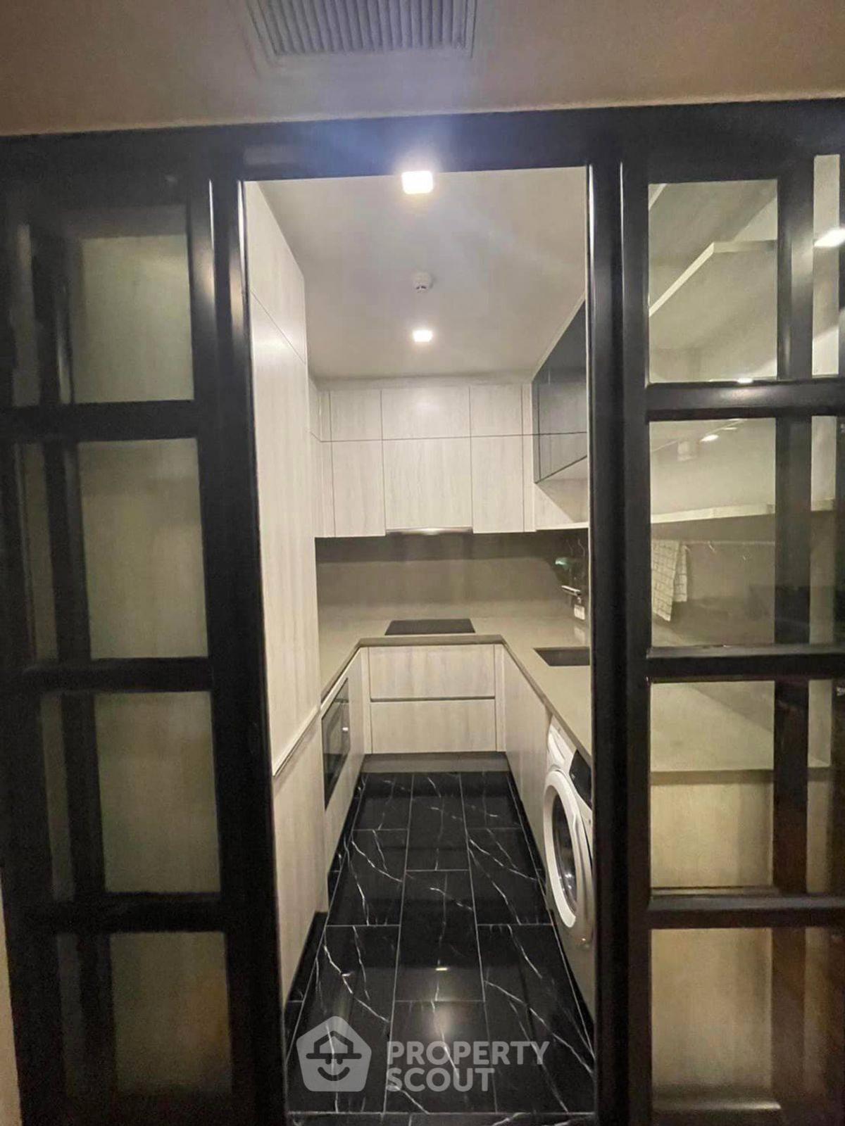 For RentCondoSukhumvit, Asoke, Thonglor : 2-BR Condo at Mieler Sukhumvit 40 near BTS Ekkamai