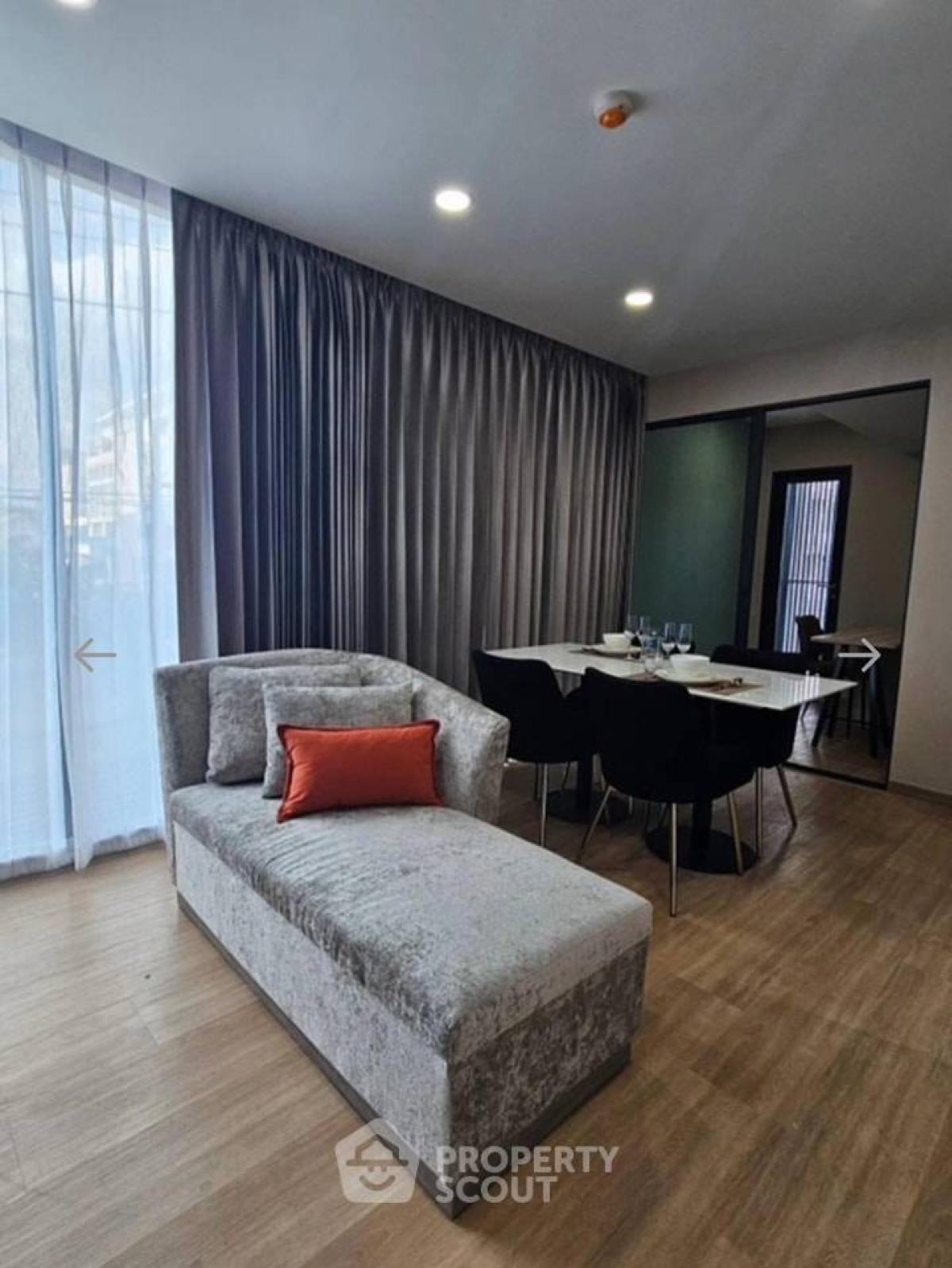 For RentCondoRama9, Petchburi, RCA : 2-BR Condo at Lloyd Soonvijai-Thonglor in Bang Kapi