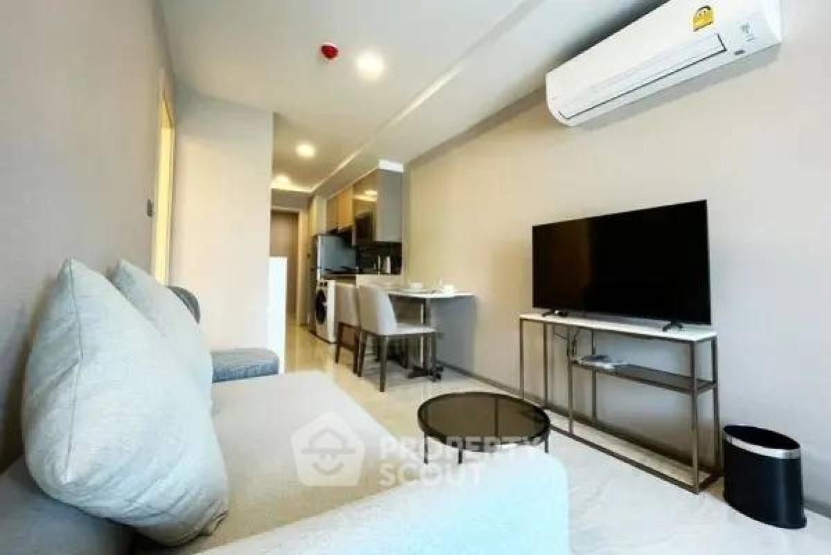 For RentCondoSukhumvit, Asoke, Thonglor : 2-BR Condo at Walden Asoke near MRT Sukhumvit