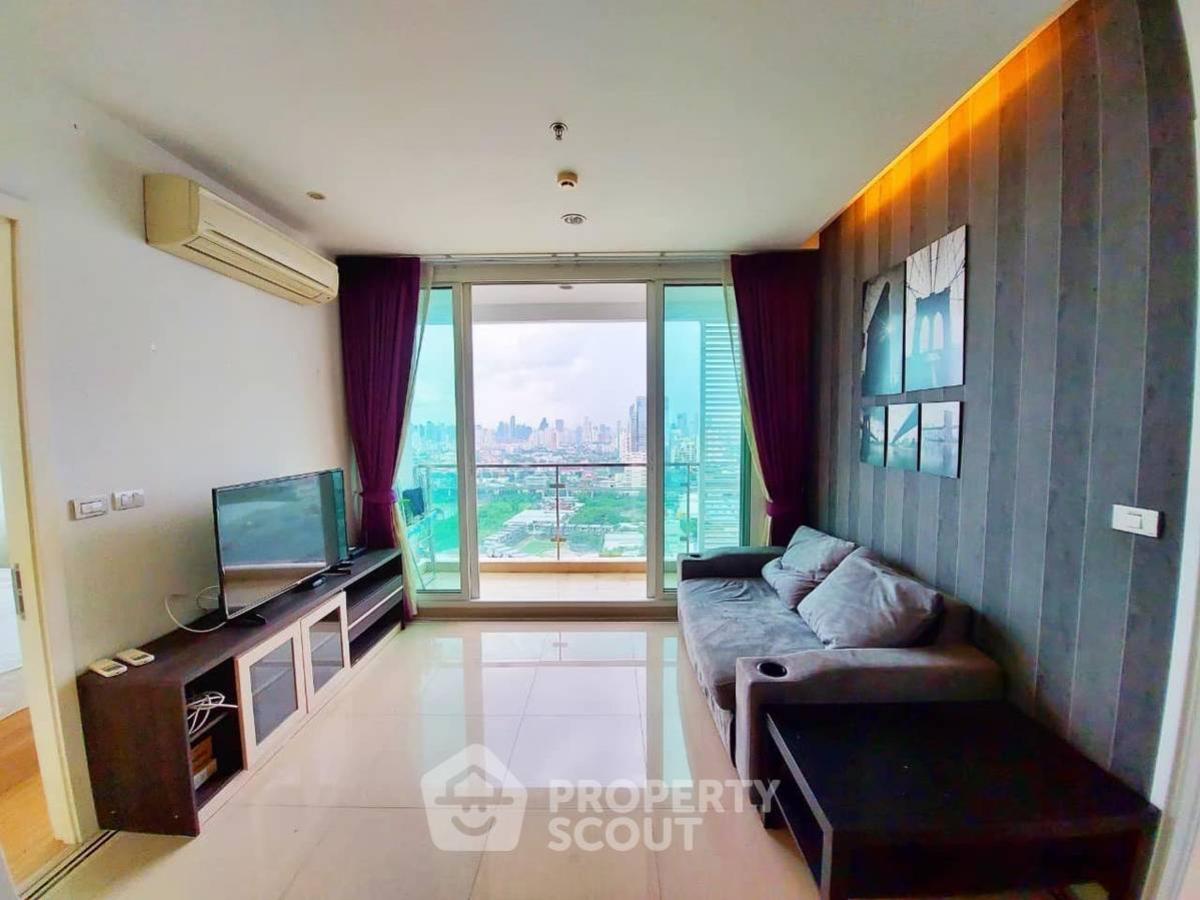 For RentCondoRama9, Petchburi, RCA : 2-BR Condo at T.c. Green Rama 9 near MRT Phra Ram 9