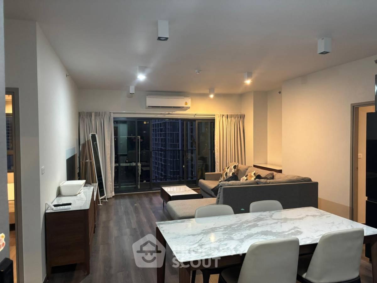 For RentCondoRama9, Petchburi, RCA : 2-BR Condo at Ideo Rama 9 - Asoke near MRT Phra Ram 9